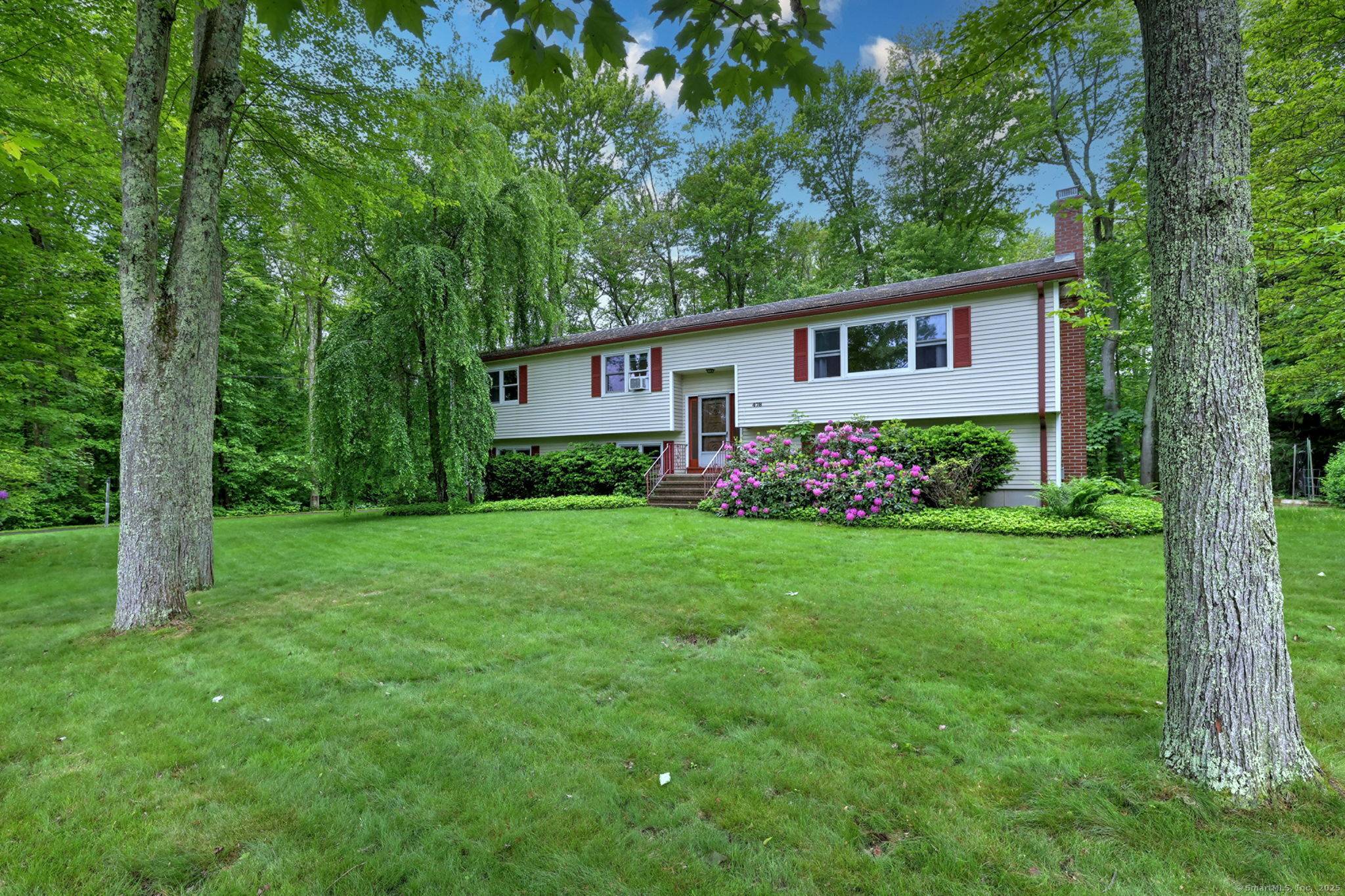 Orange, CT 06477,478 Alpom Drive