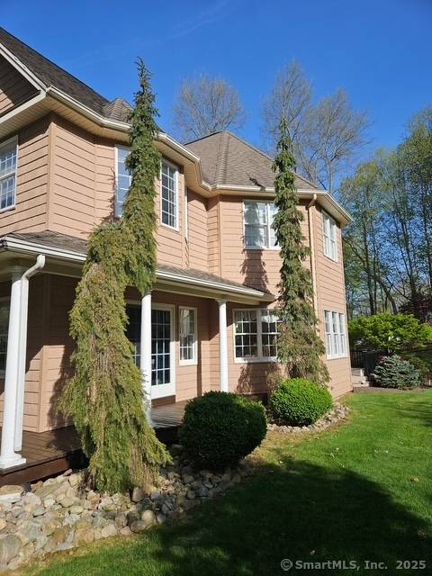 Southington, CT 06489,15 Ledge Road