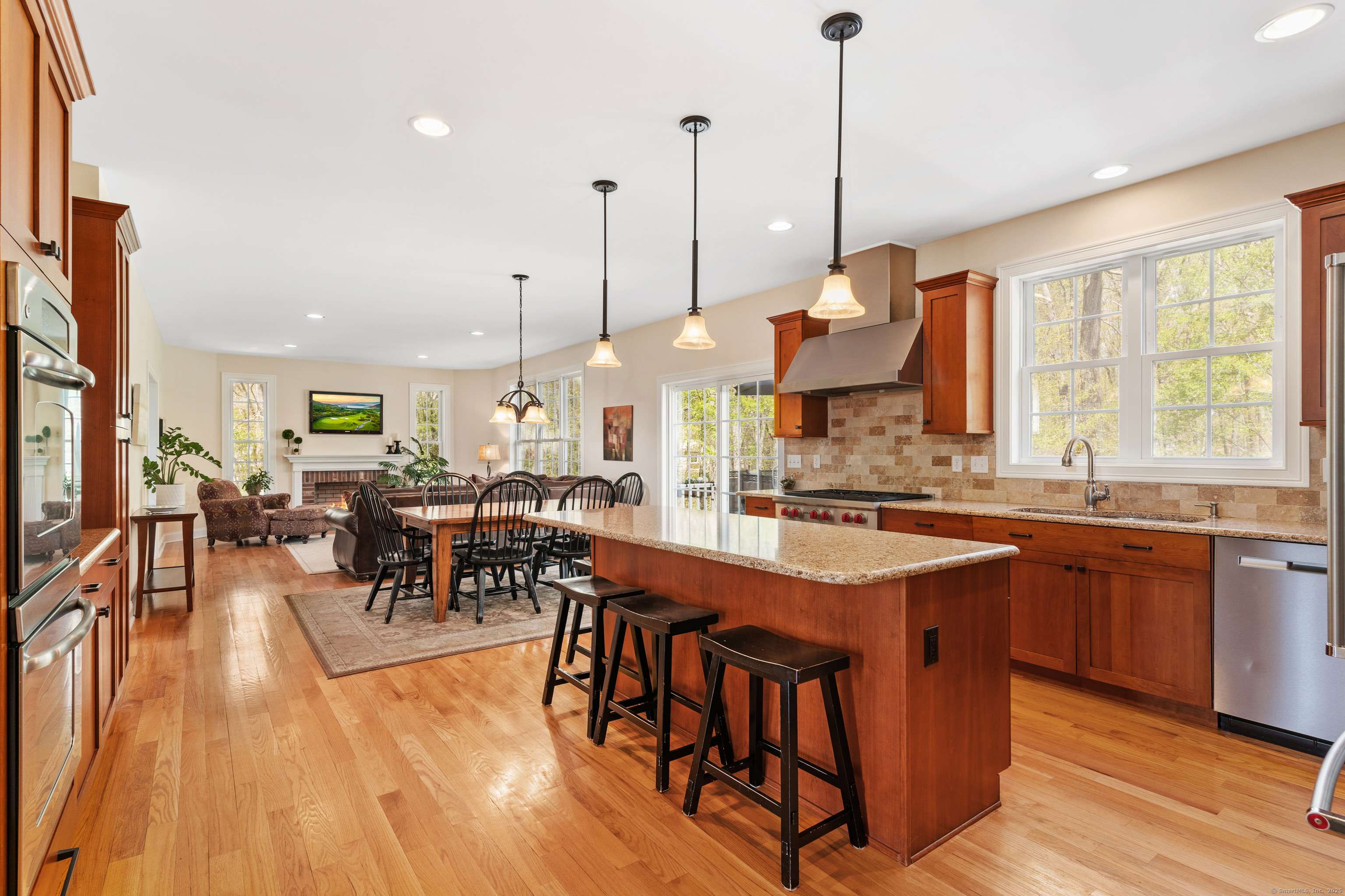 Branford, CT 06405,13 Partridge Lane