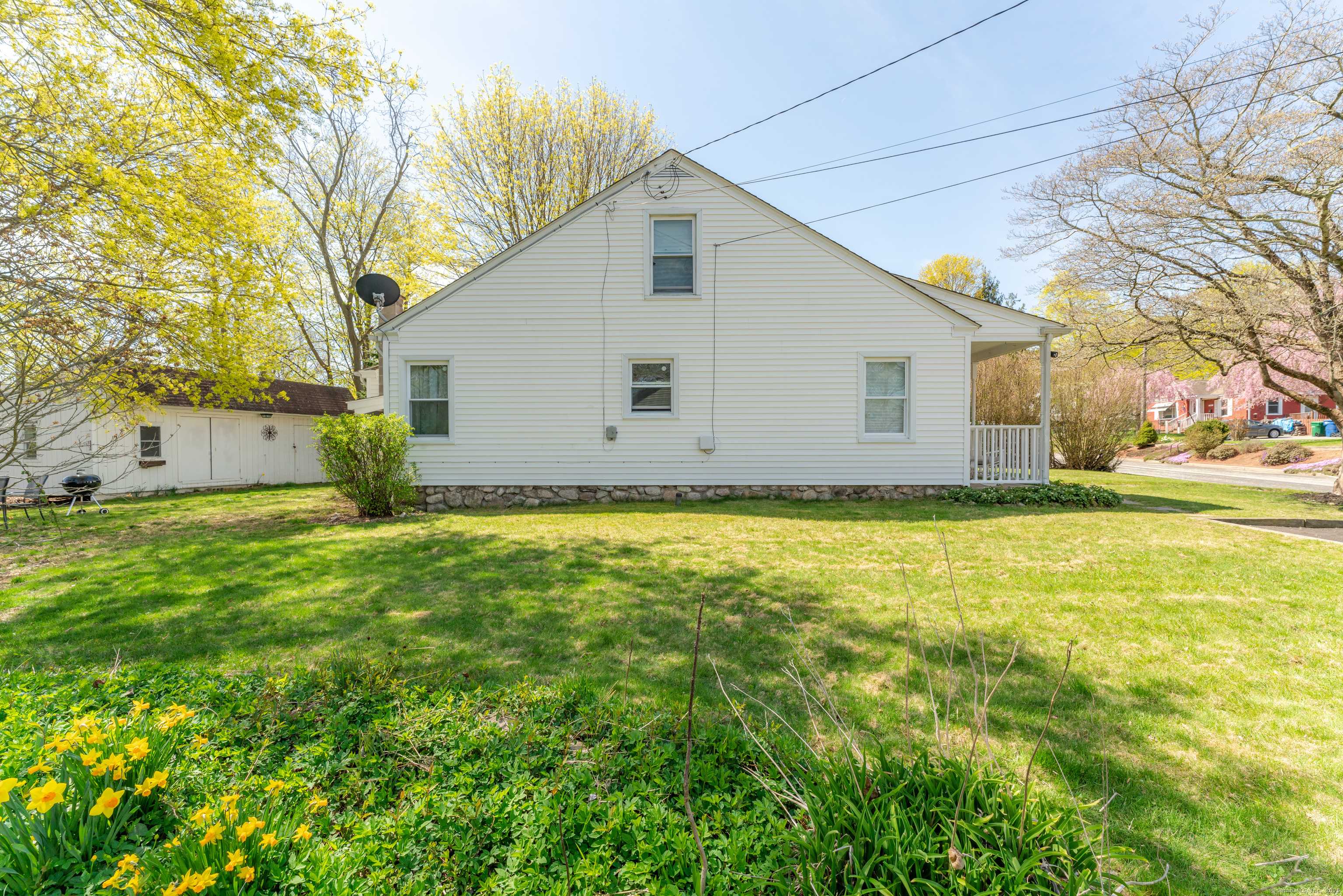 Waterford, CT 06385,23 Strosberg Road