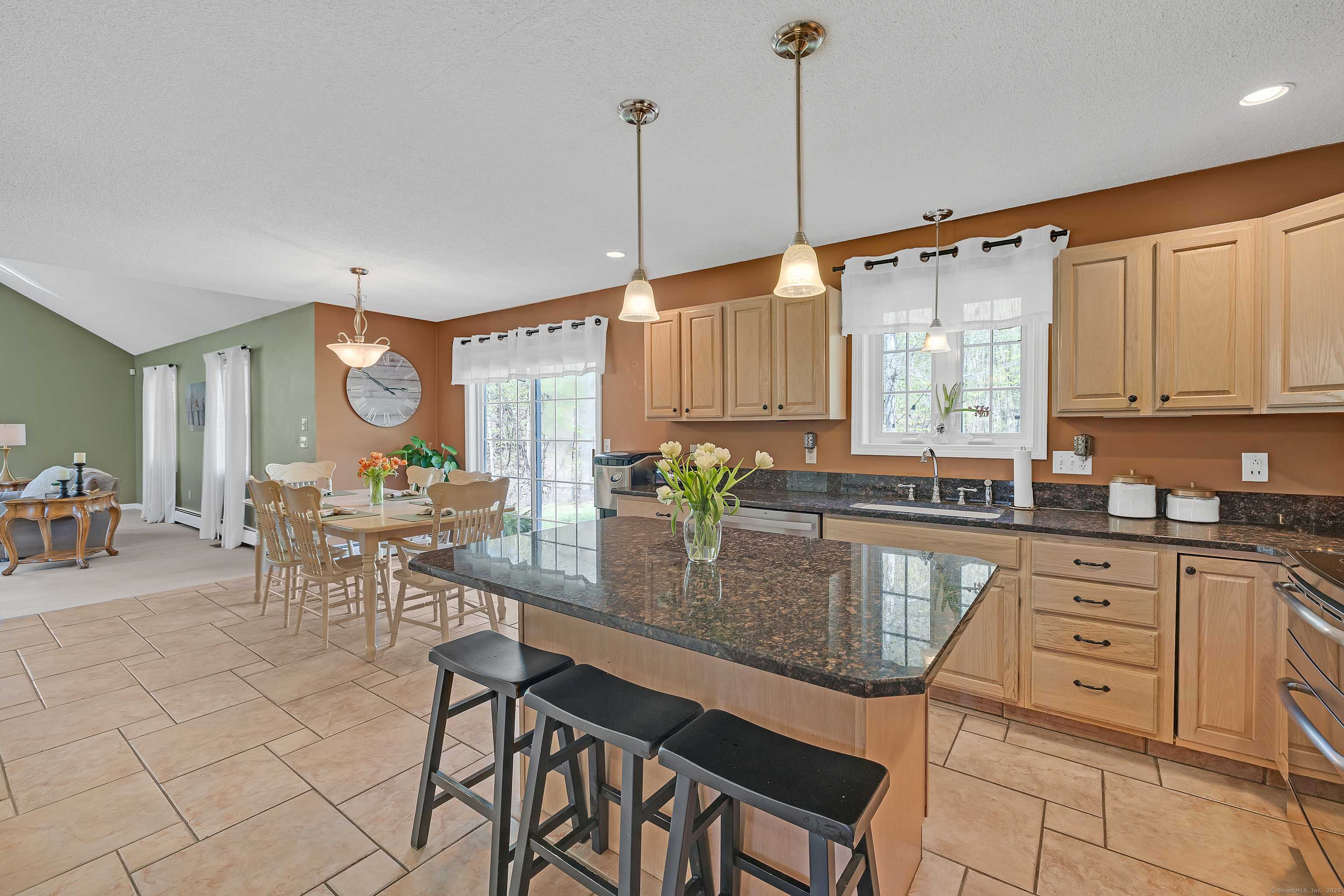 Roxbury, CT 06783,88 Mallory Road