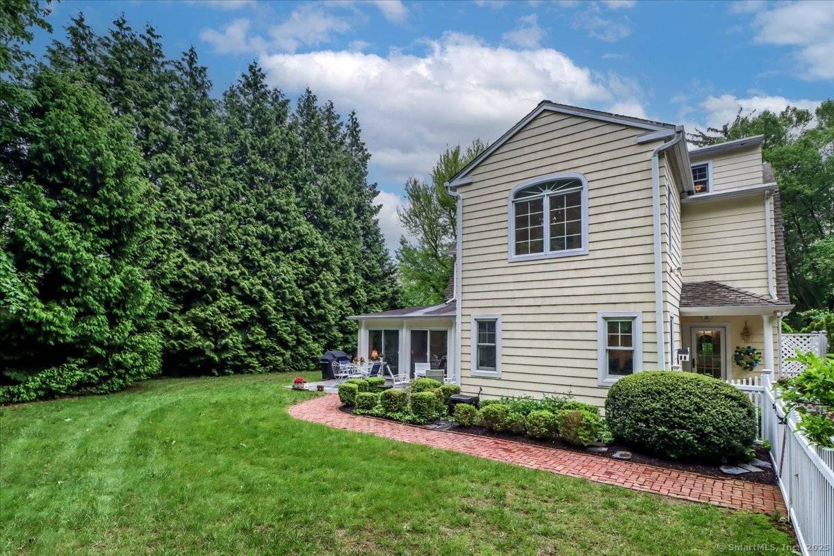Fairfield, CT 06824,399 North Benson Road
