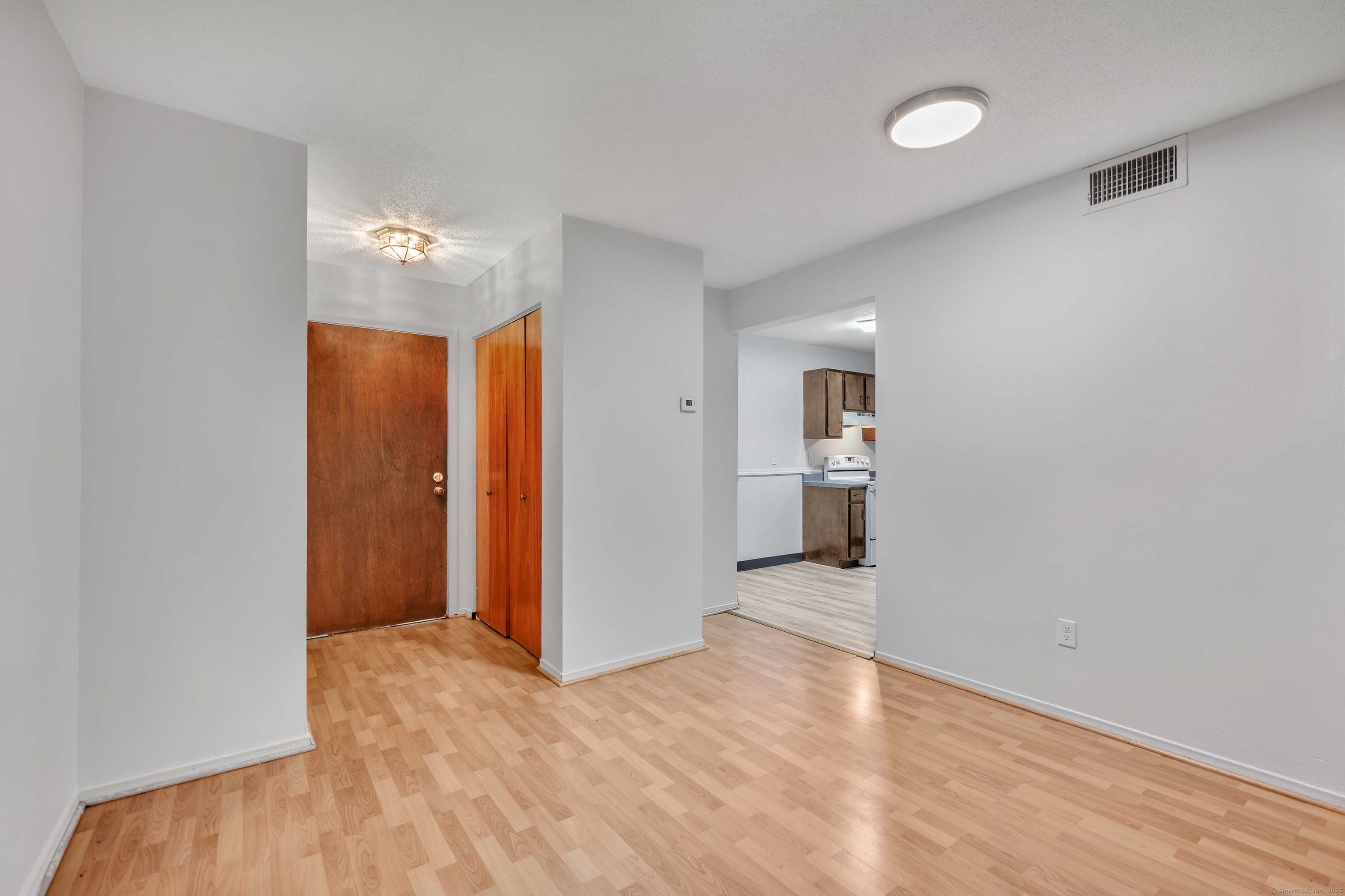 Newington, CT 06111,40 Woodsedge Drive #APT 2C