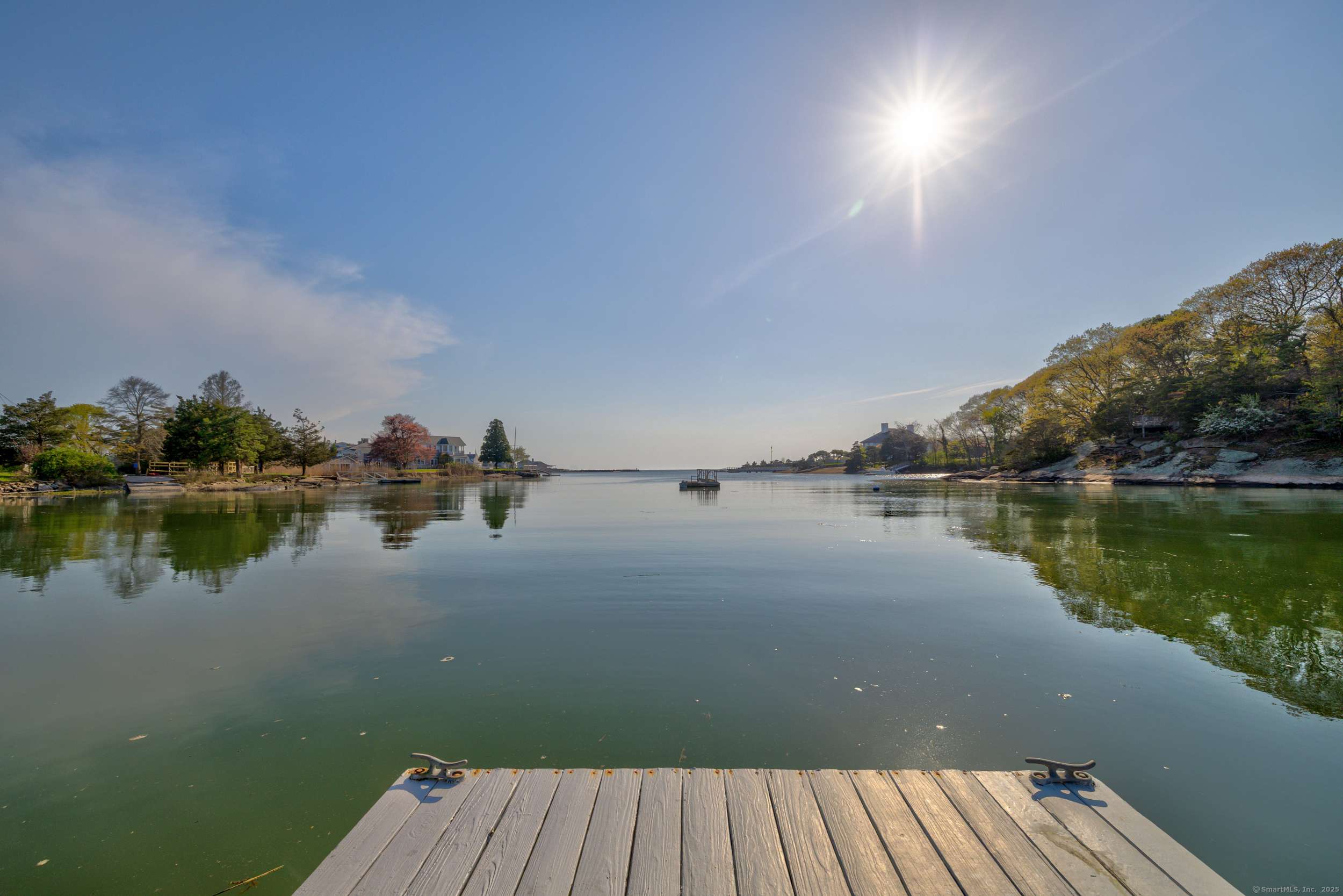 Guilford, CT 06437,539 Colonial Road