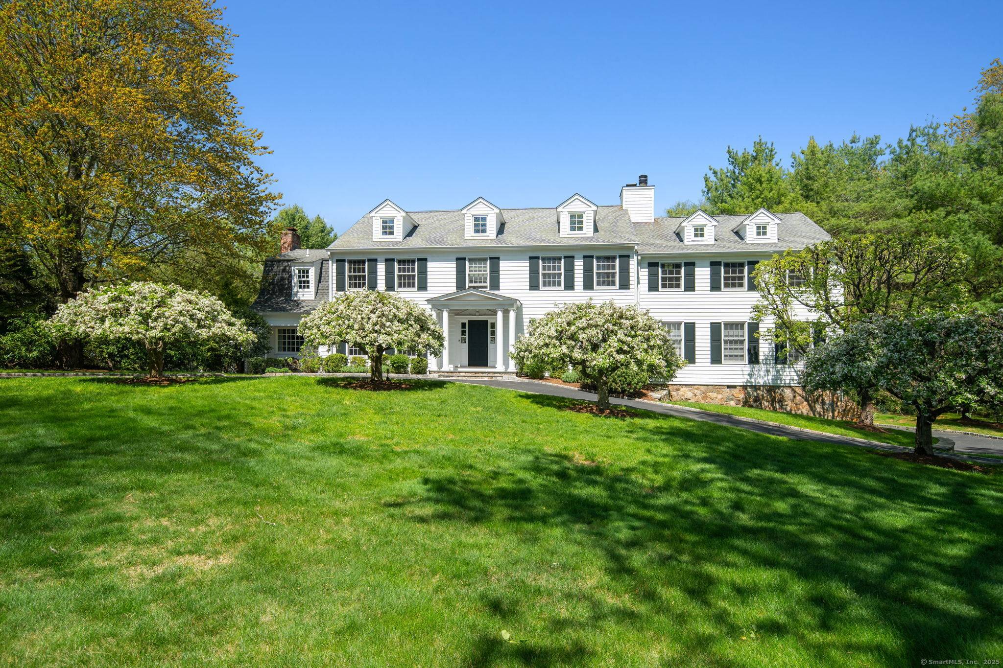 New Canaan, CT 06840,123 Talmadge Hill Road