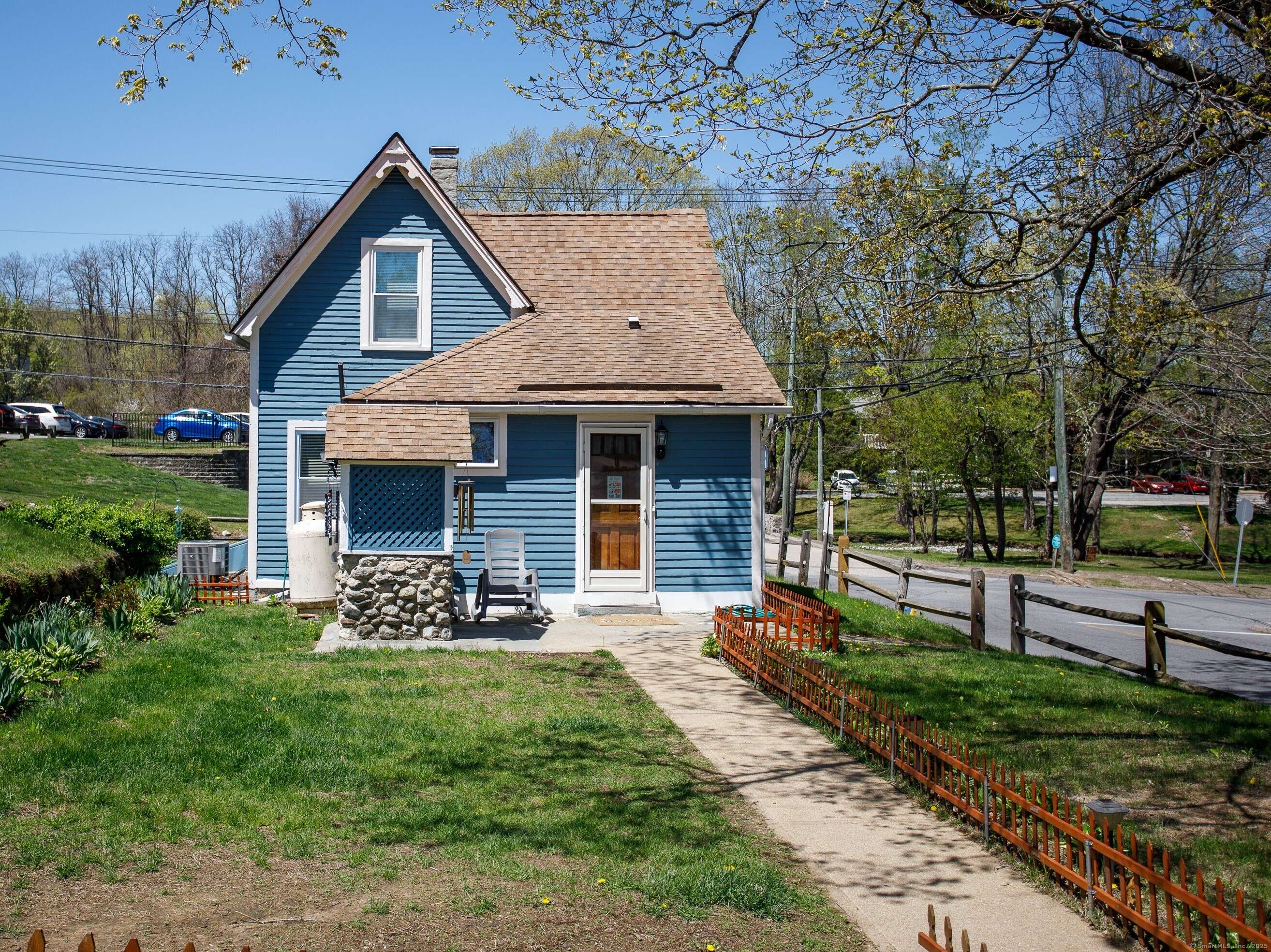 Norwich, CT 06360,188 Otrobando Avenue