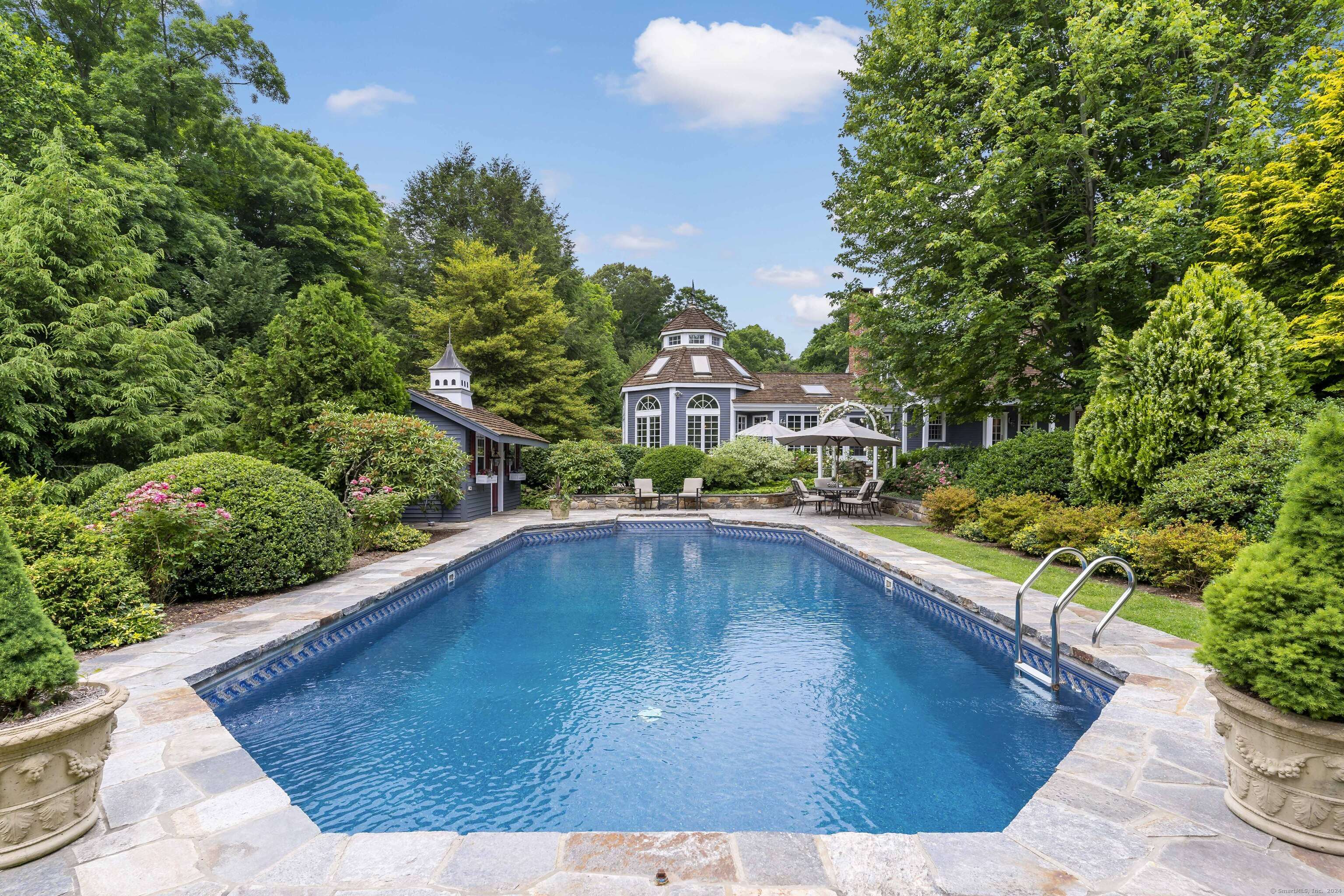 Guilford, CT 06437,173 Highwoods Drive