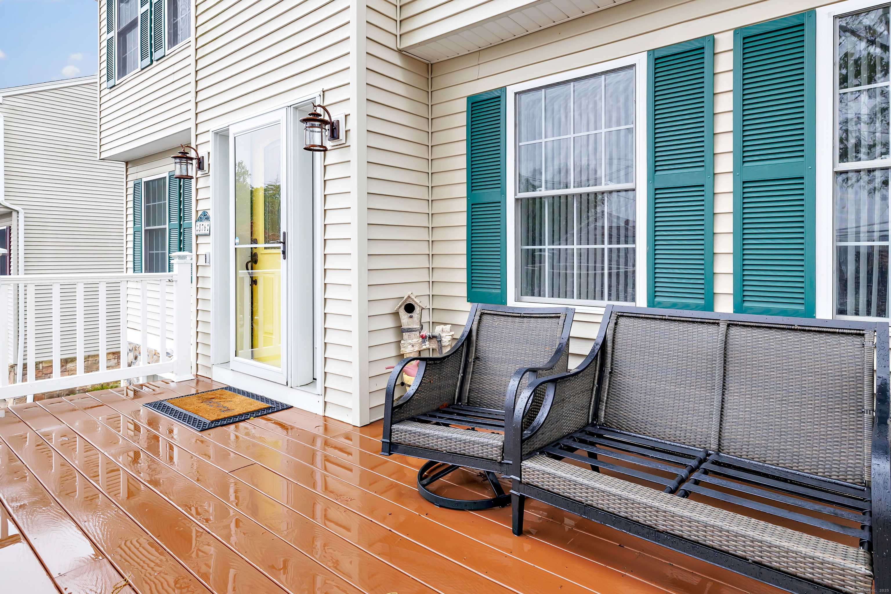 Shelton, CT 06484,876 Howe Avenue
