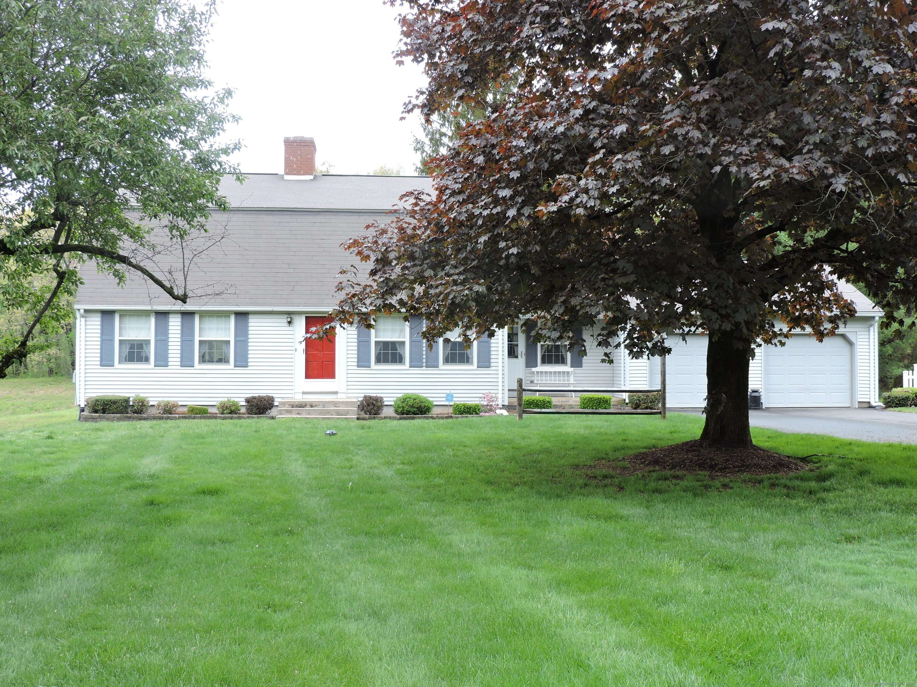East Windsor, CT 06016,17 Broad Brook Road