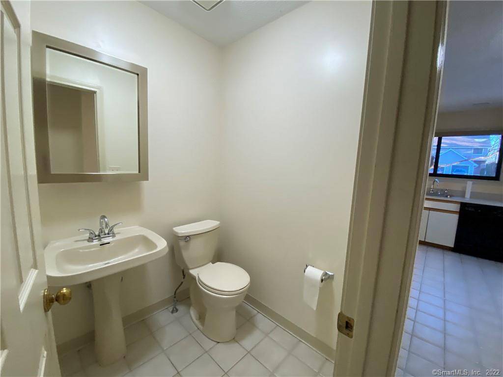 South Windsor, CT 06074,2401 Mill Pond Drive #2401