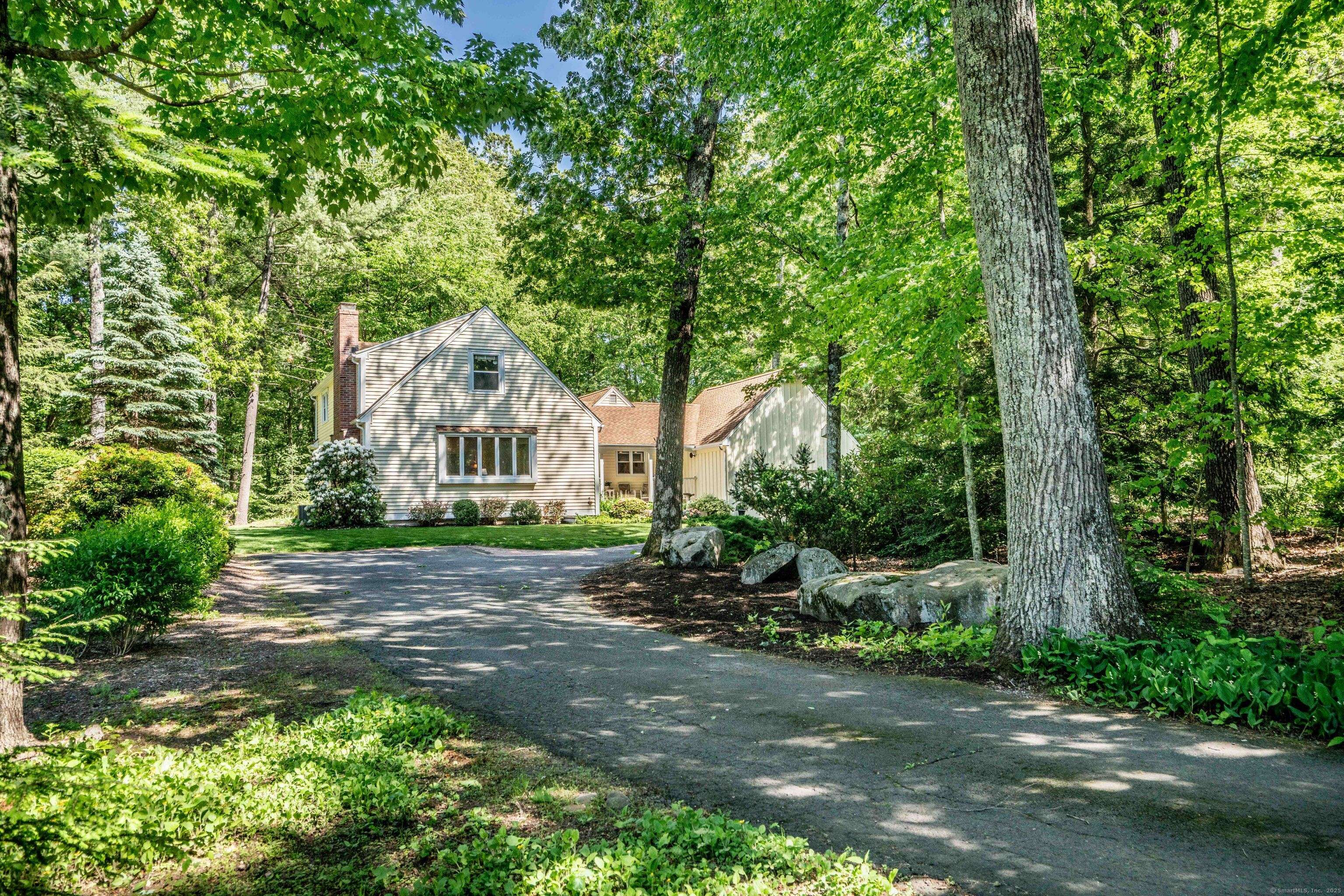 Avon, CT 06001,440 Huckleberry Hill Road