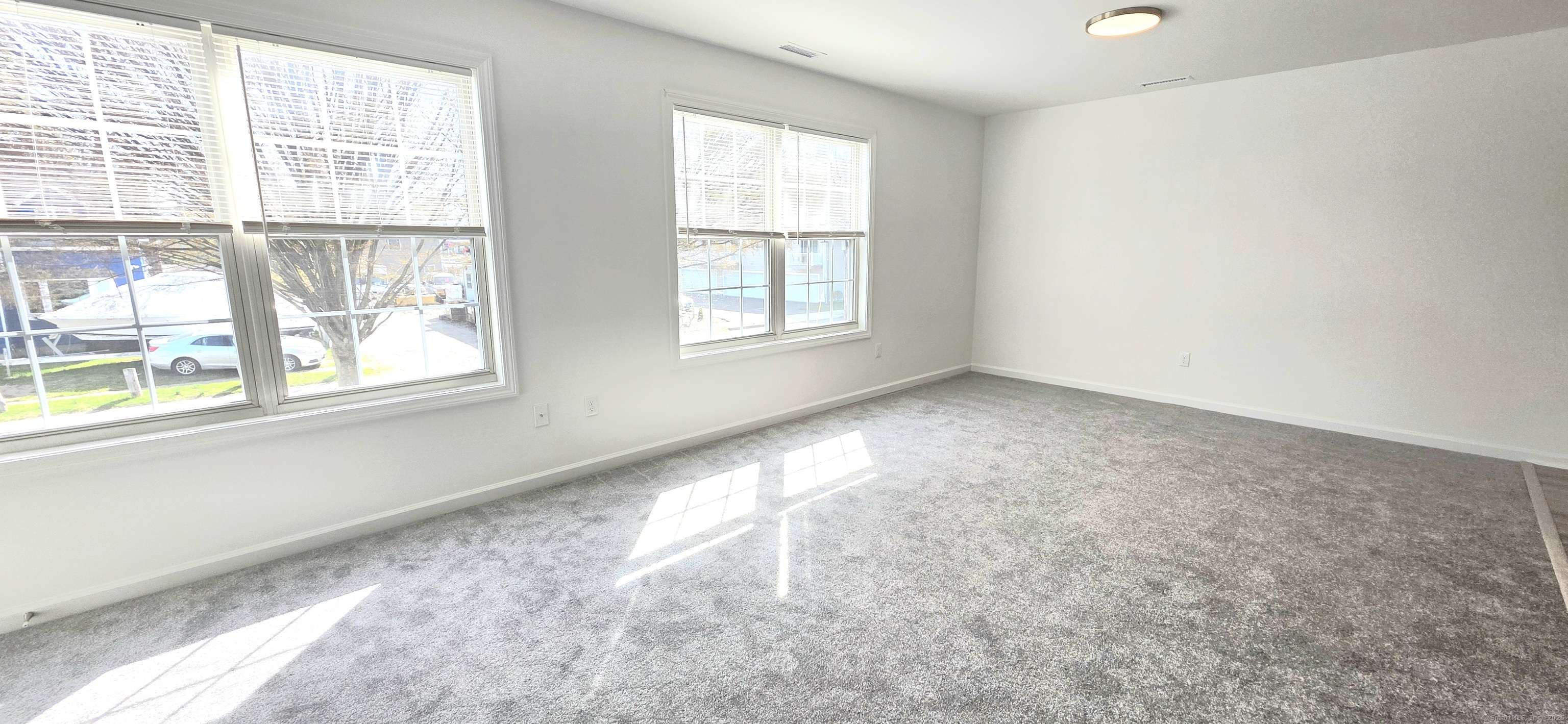 Milford, CT 06461,14 Berwyn Street