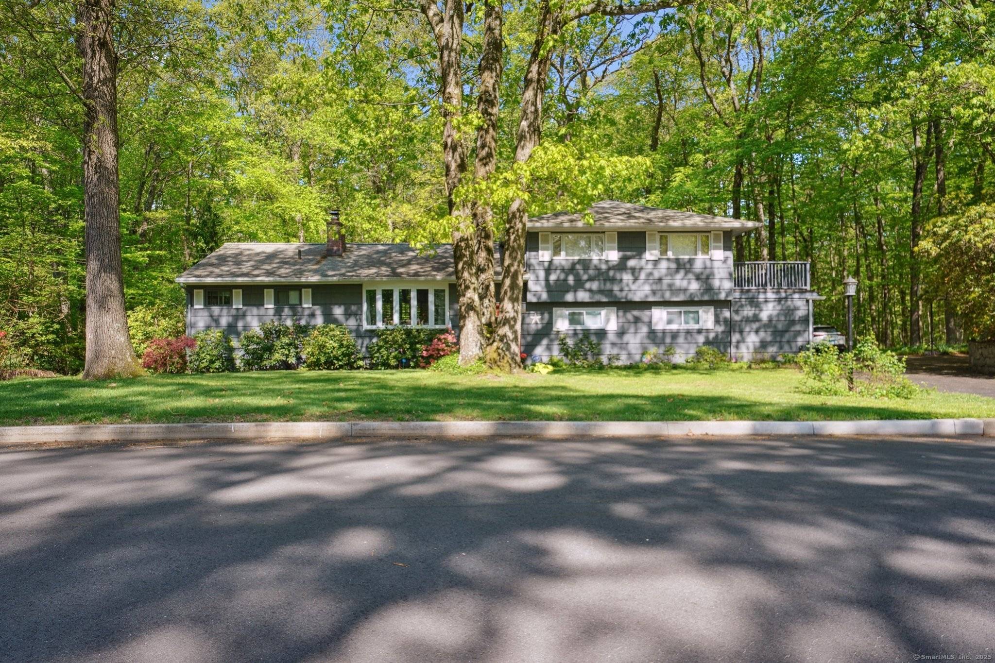 Norwalk, CT 06851,14 Live Oak Road