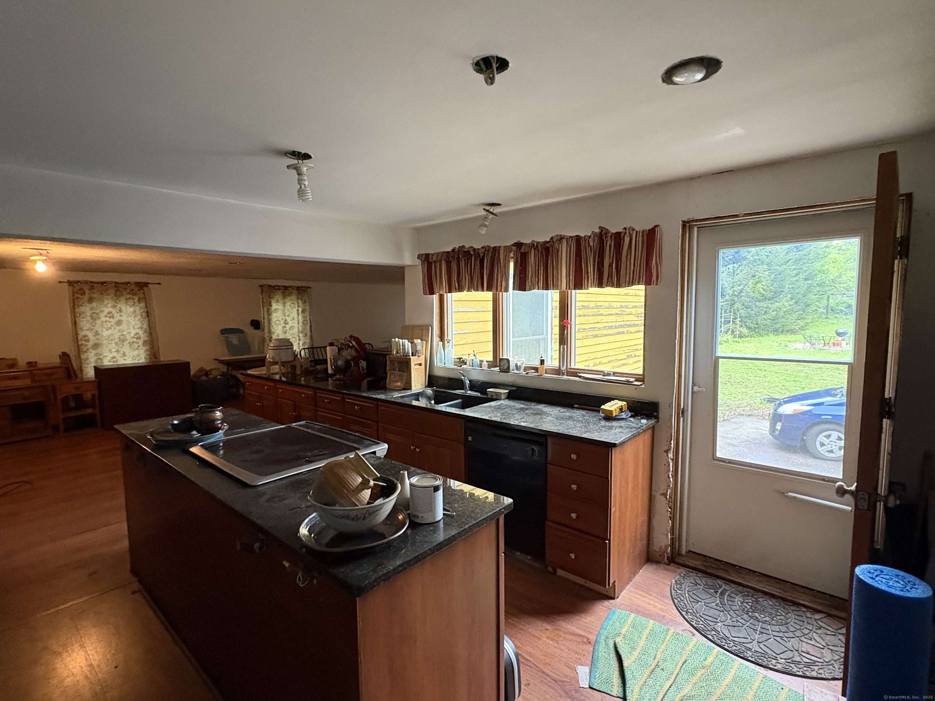 Colchester, CT 06415,765 Norwich Avenue