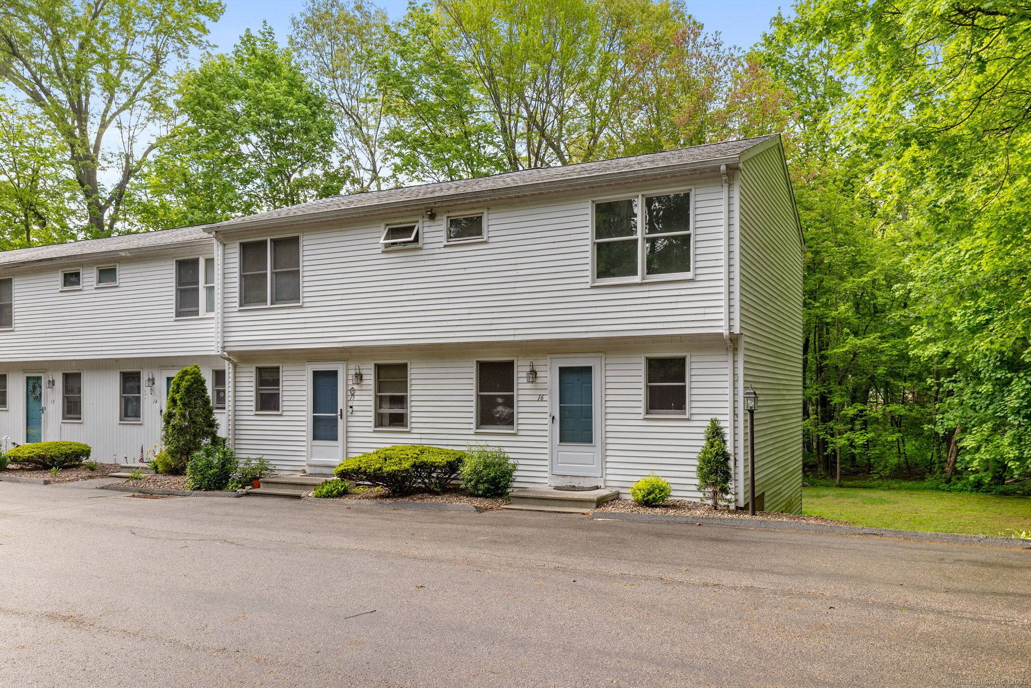 Manchester, CT 06040,63 Summit Street #APT 16