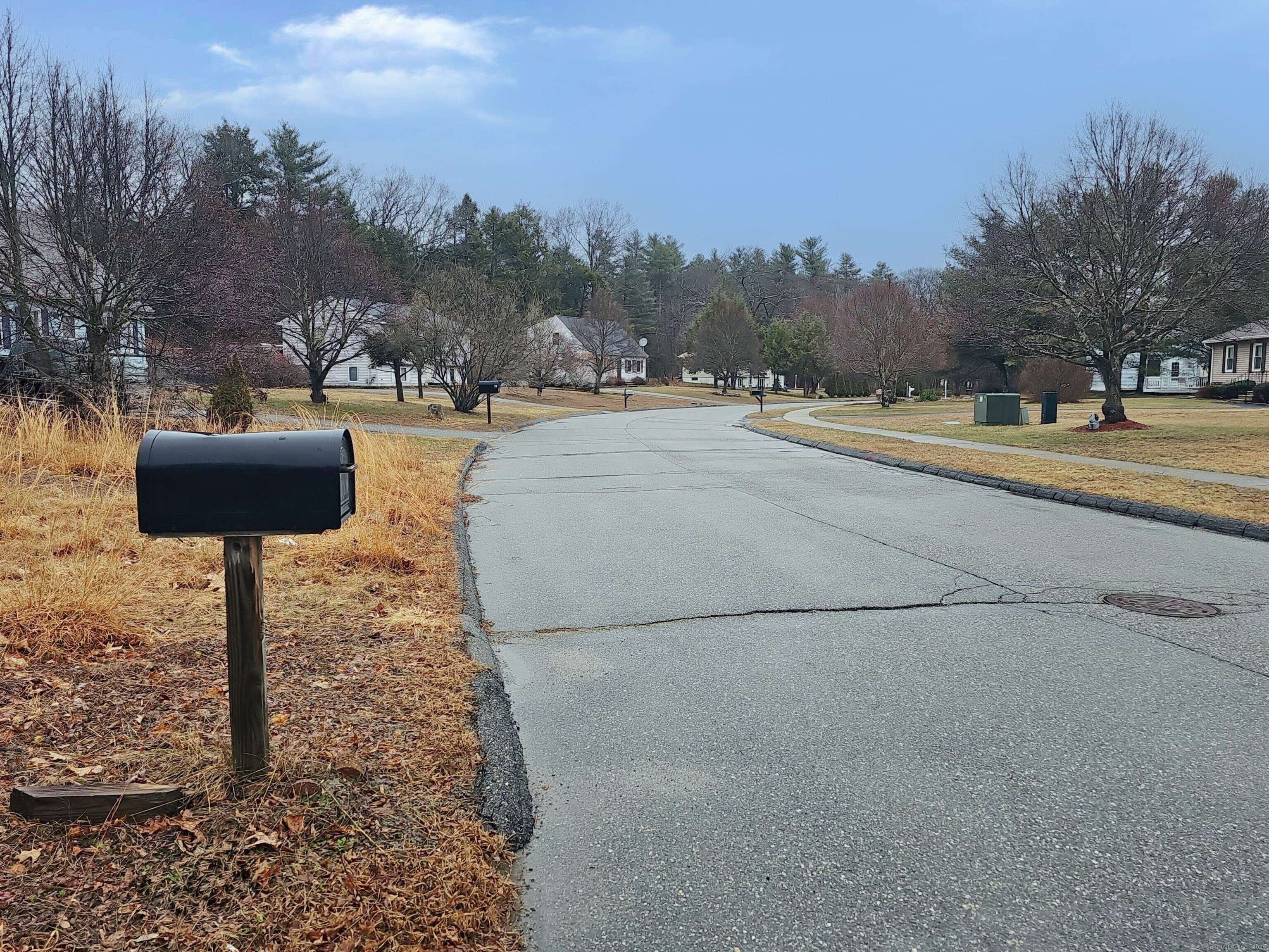 Killingly, CT 06241,30 Huntley Road