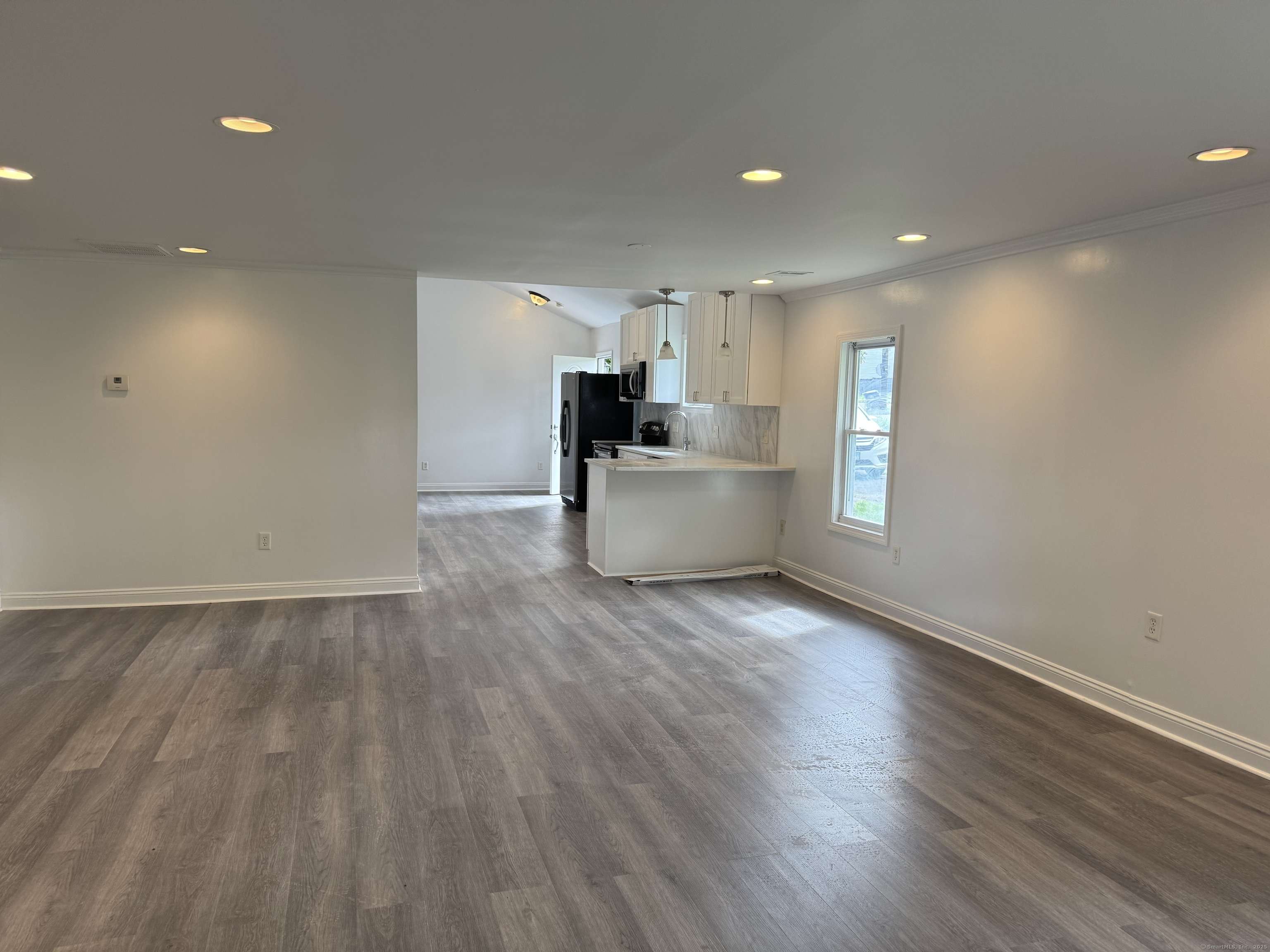 West Haven, CT 06516,39 Medford Street