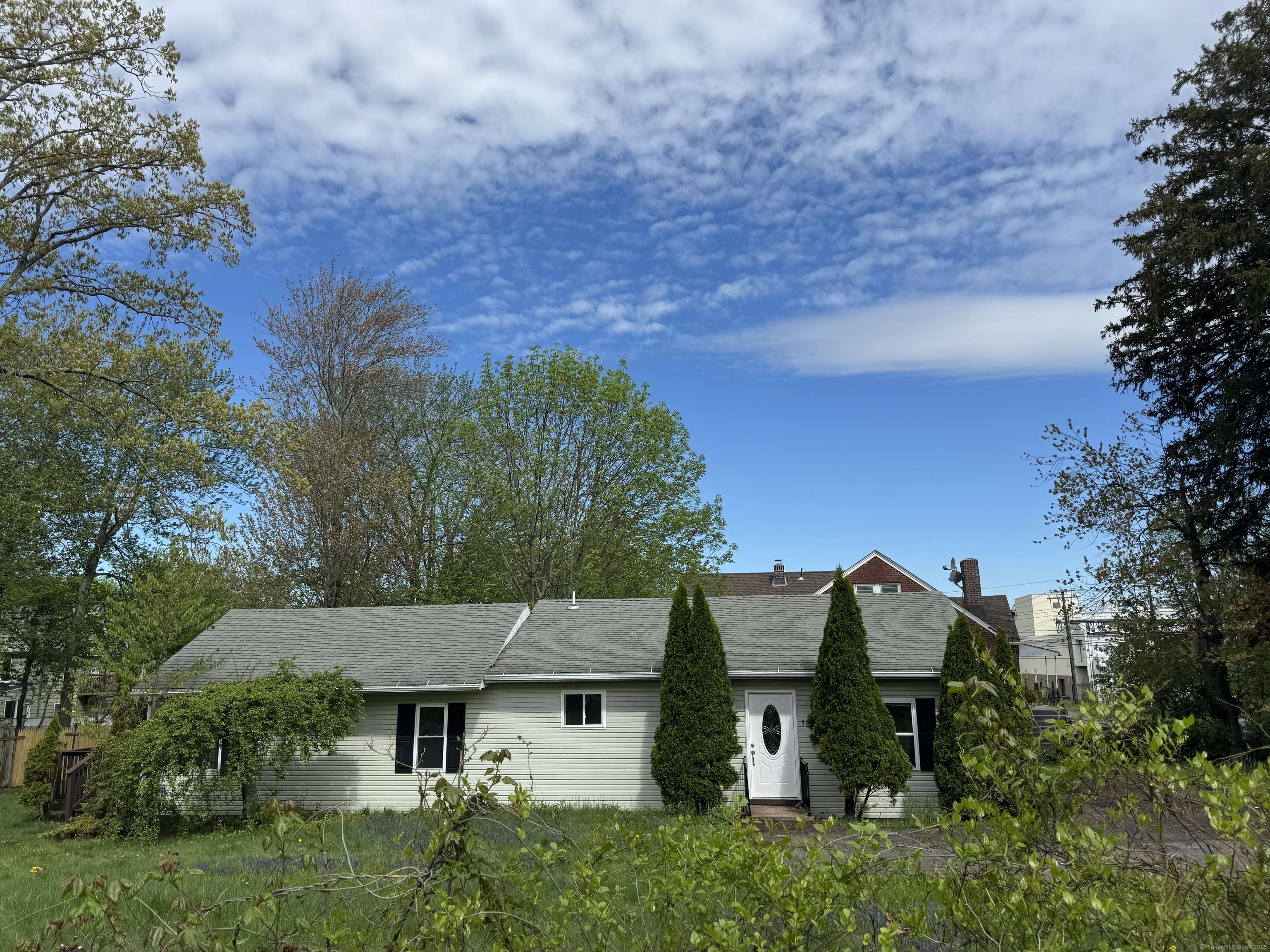 West Haven, CT 06516,39 Medford Street