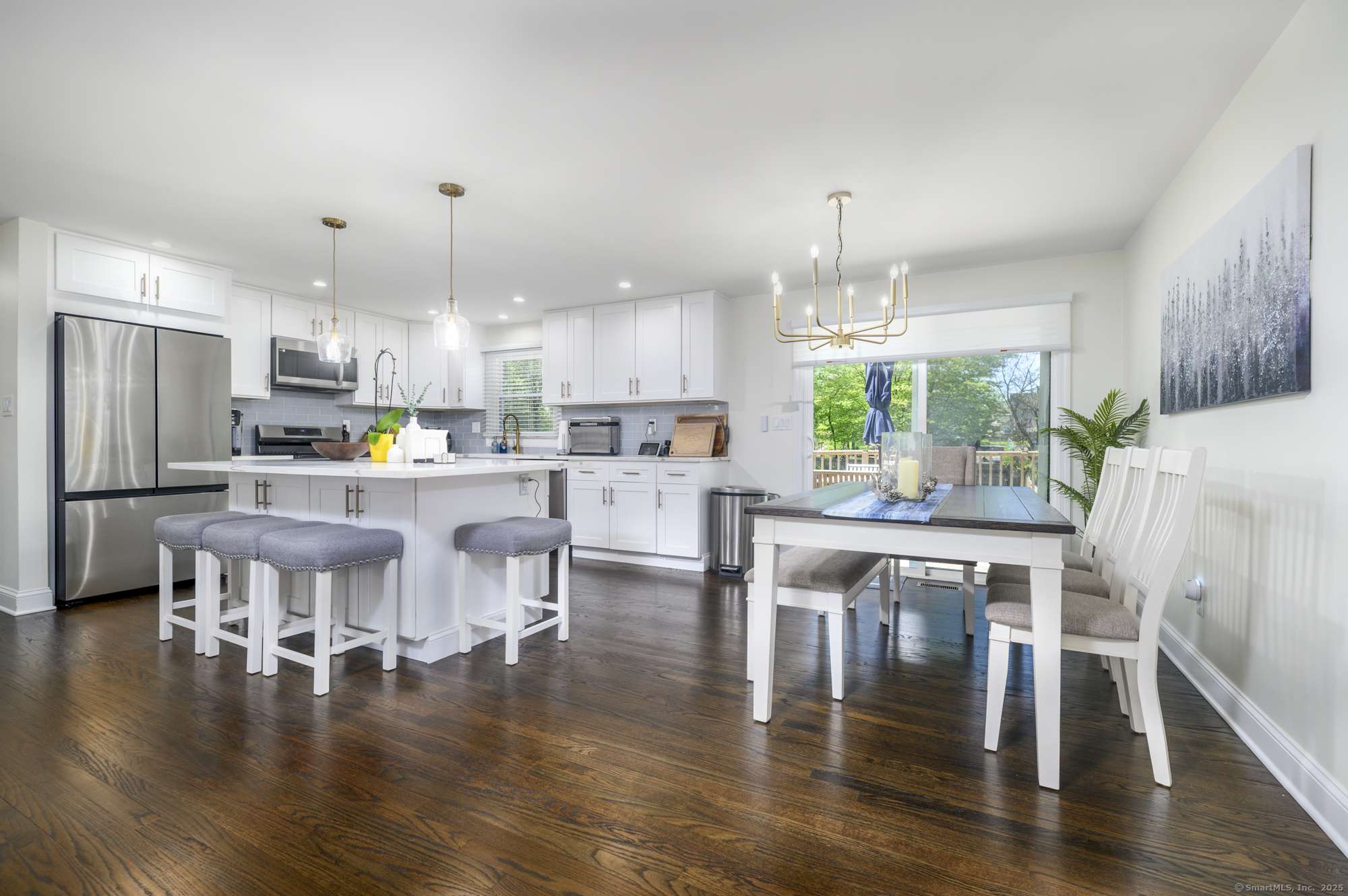 West Haven, CT 06516,32 Fern Street
