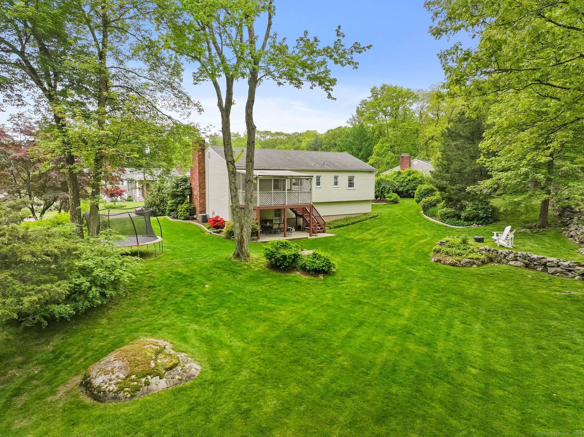 Norwalk, CT 06851,9 Cindy Lane