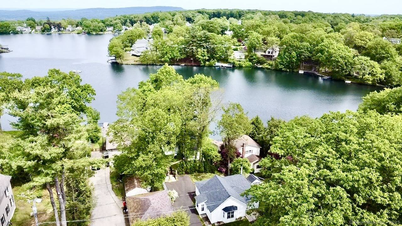 Wolcott, CT 06716,17 Warren Road