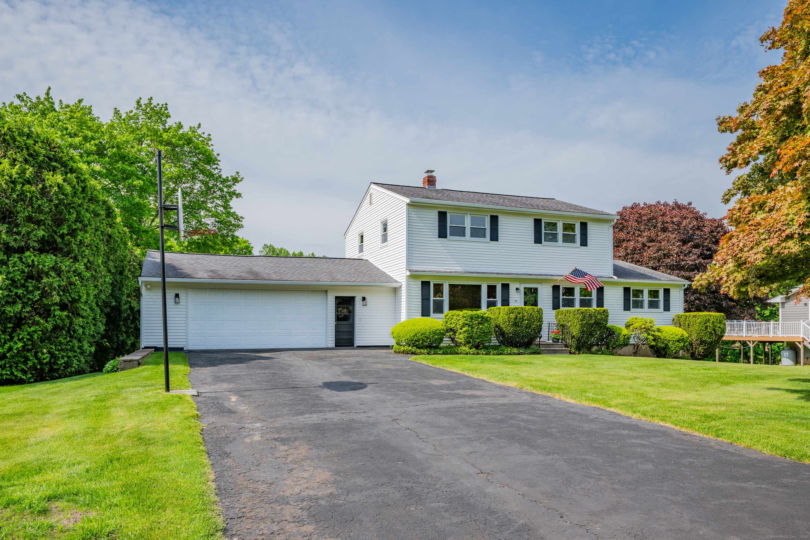 Seymour, CT 06483,35 Kathy Drive