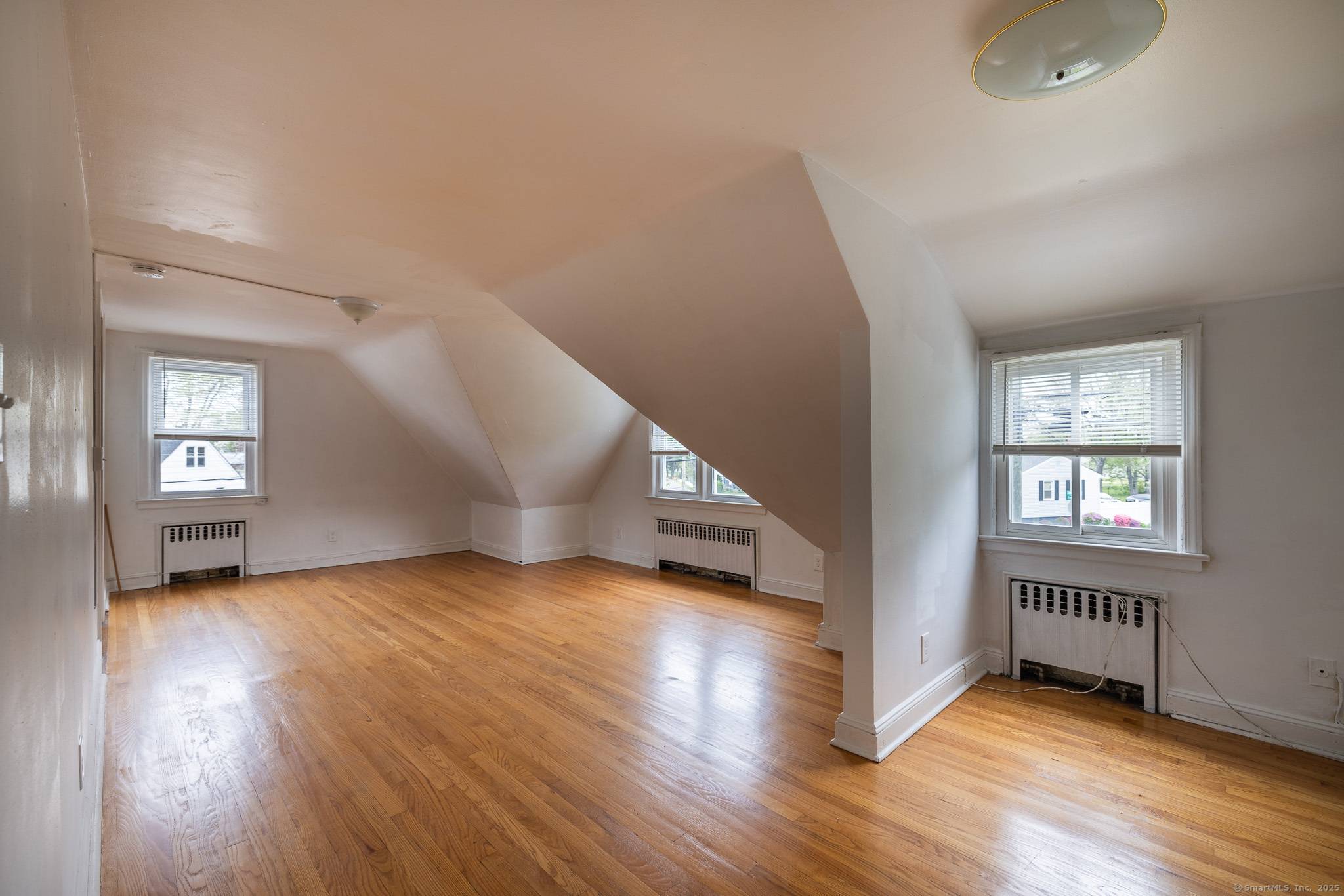 Stratford, CT 06615,436 Sedgewick Avenue #2nd floor
