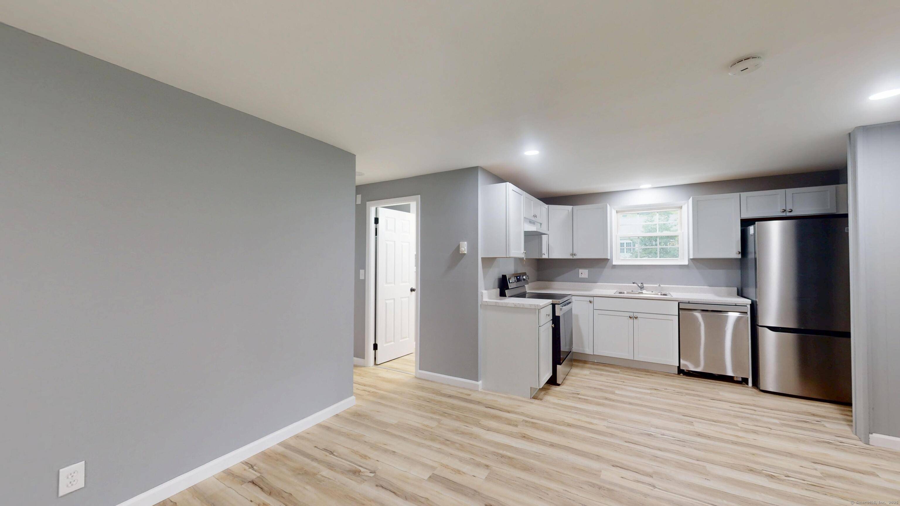 Essex, CT 06426,26 Sunset Terrace #B3