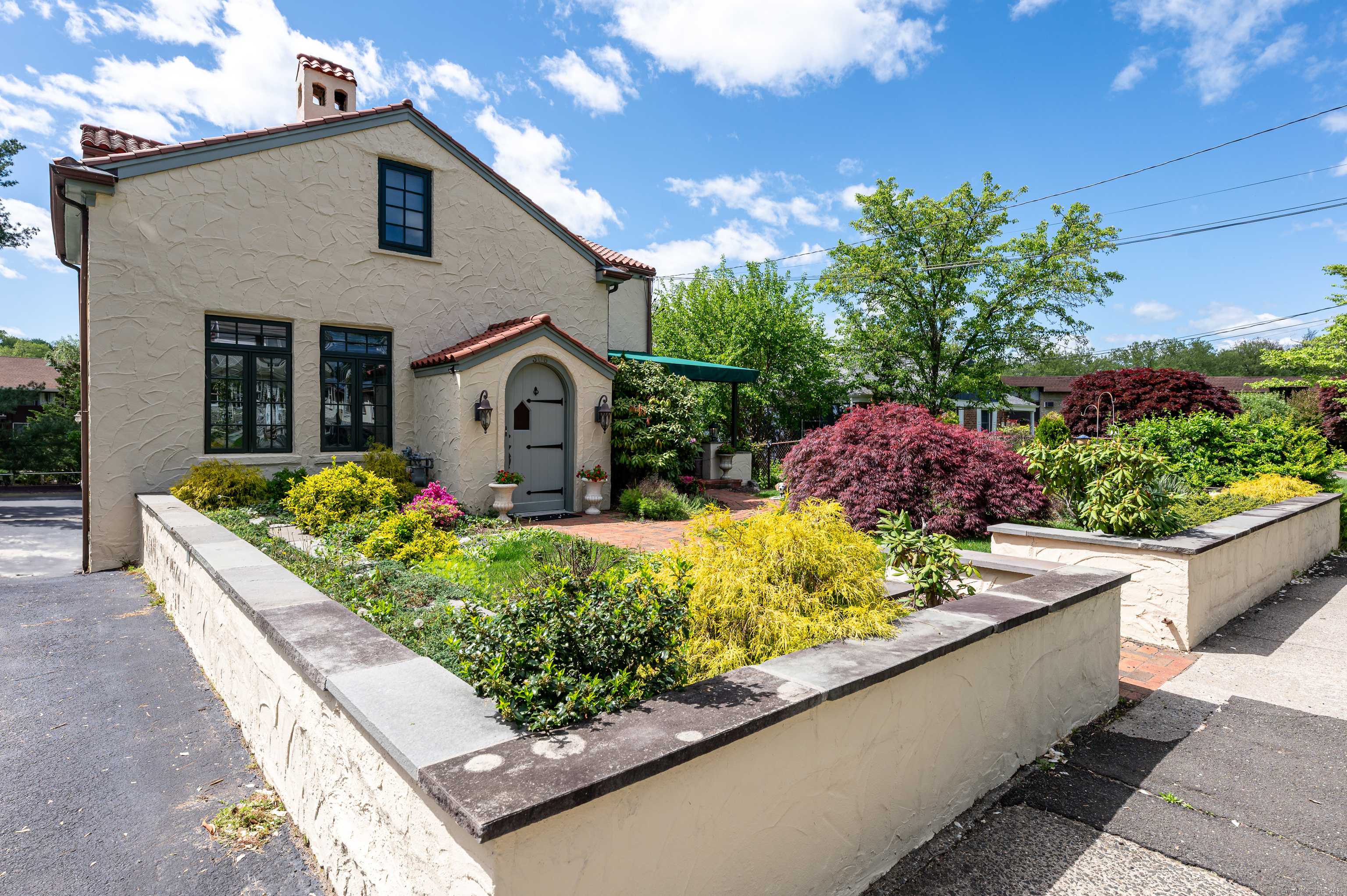 Stamford, CT 06905,306 Hubbard Avenue