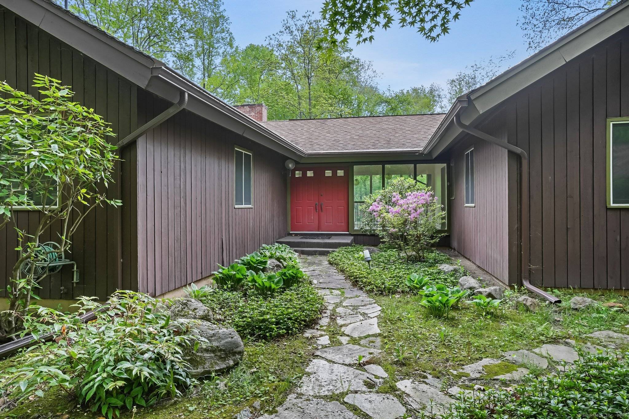 Middlebury, CT 06762,61 Stony Brook Road