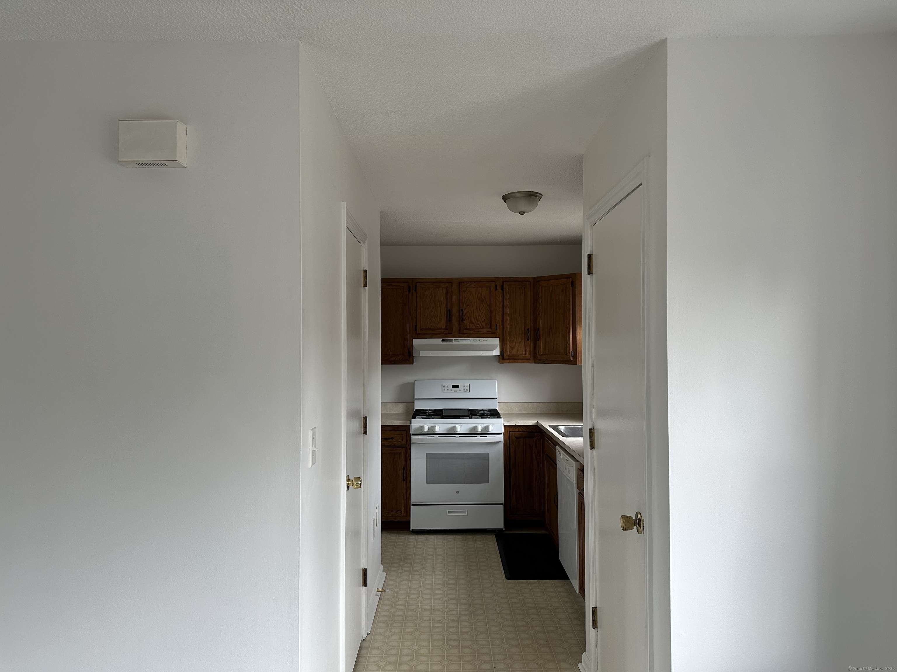 West Haven, CT 06516,95 Elm Street #APT 10