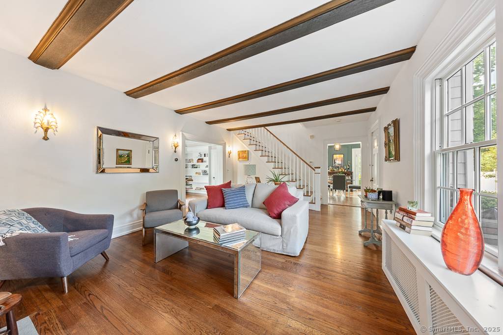 Greenwich, CT 06831,1050 King Street