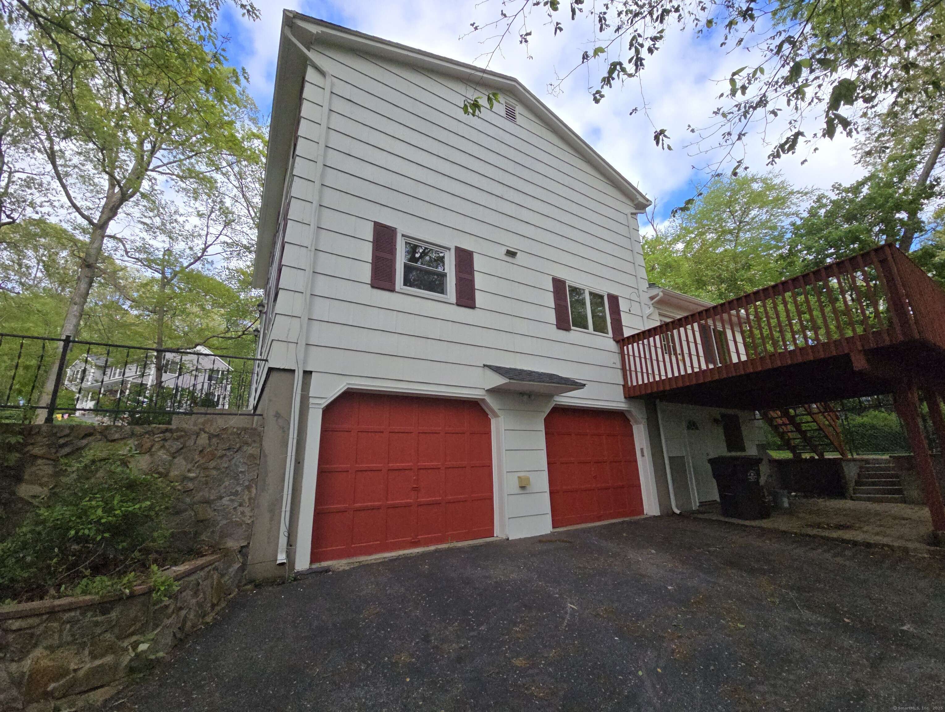 Ledyard, CT 06335,10 Nutmeg Drive