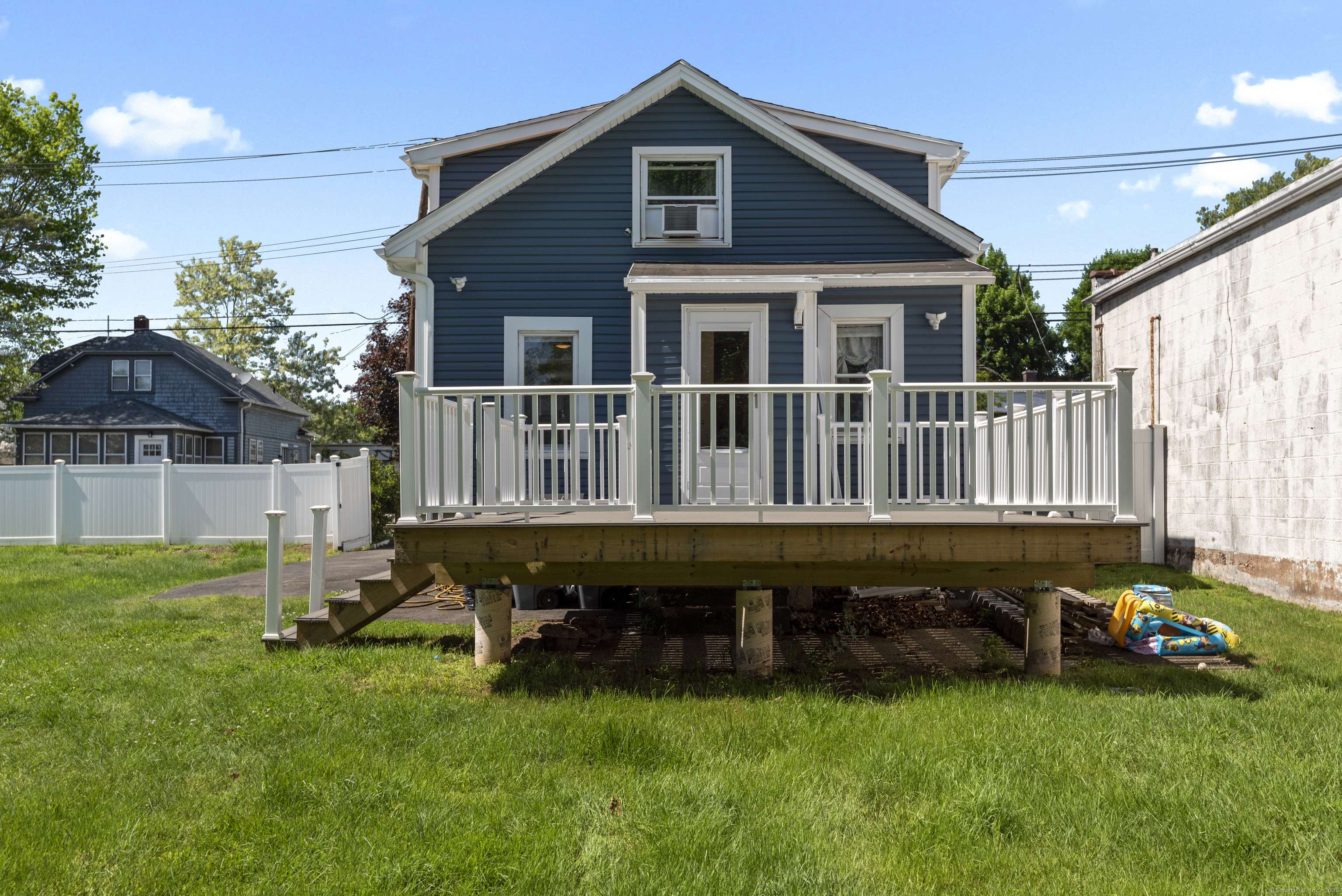 West Haven, CT 06516,24 High Street