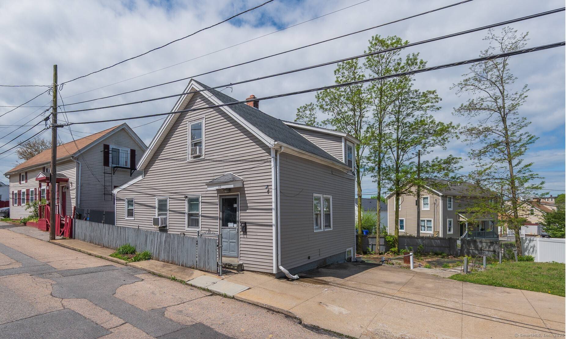 Unknown Ri City, RI 02904,52 Luna Street