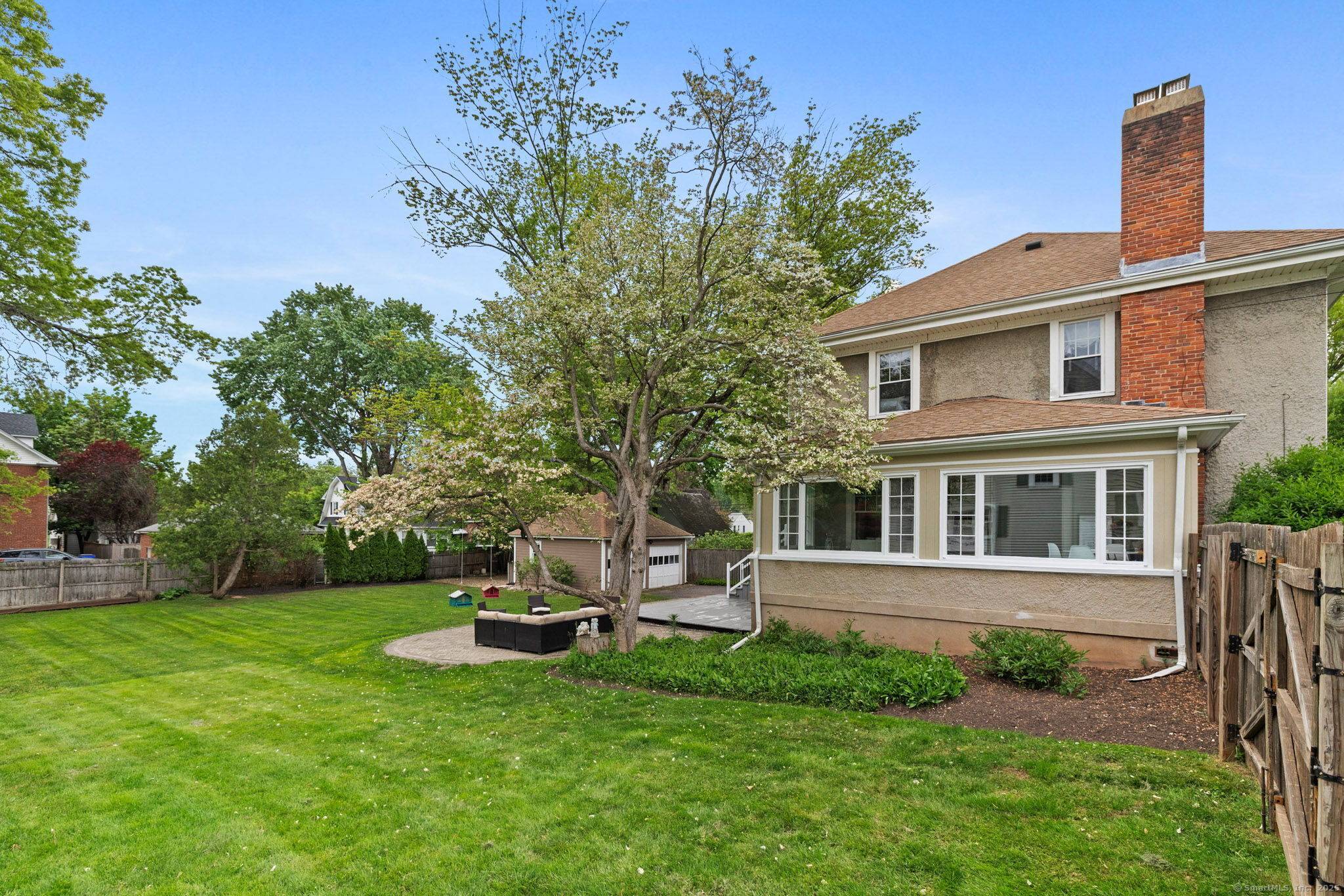 West Hartford, CT 06119,69 Auburn Road