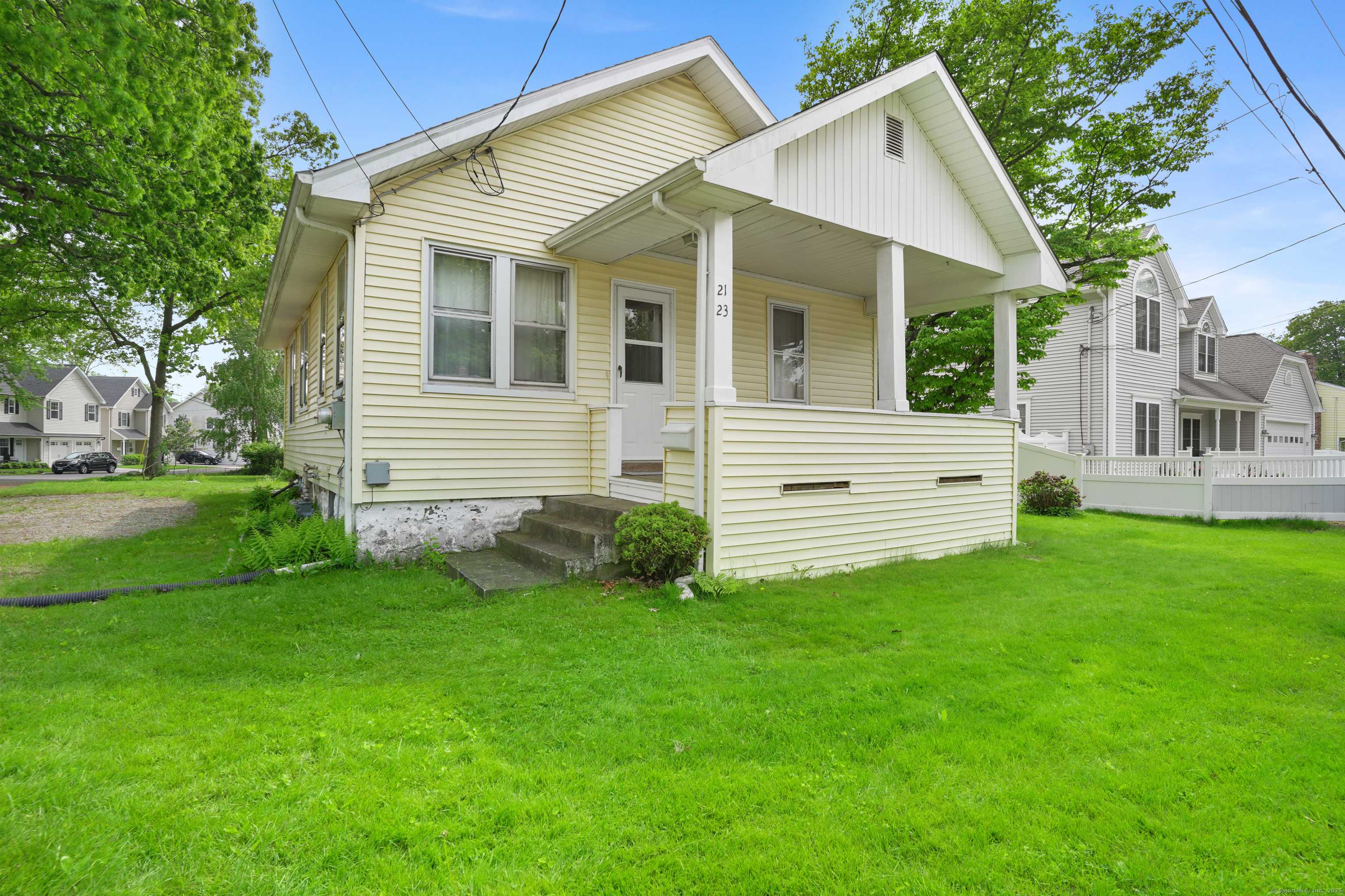 Milford, CT 06460,21-23 Walton Street