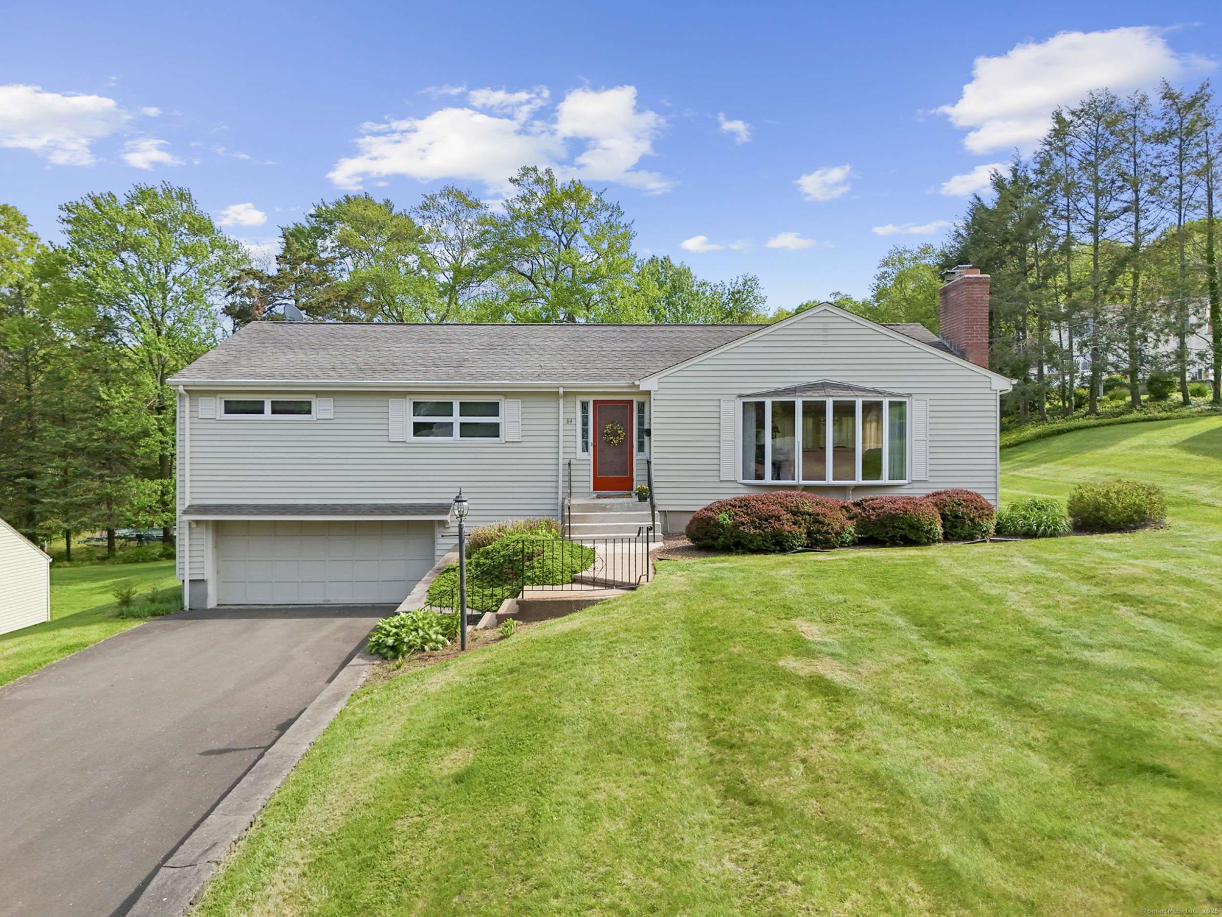 Berlin, CT 06037,84 Ellsworth Boulevard