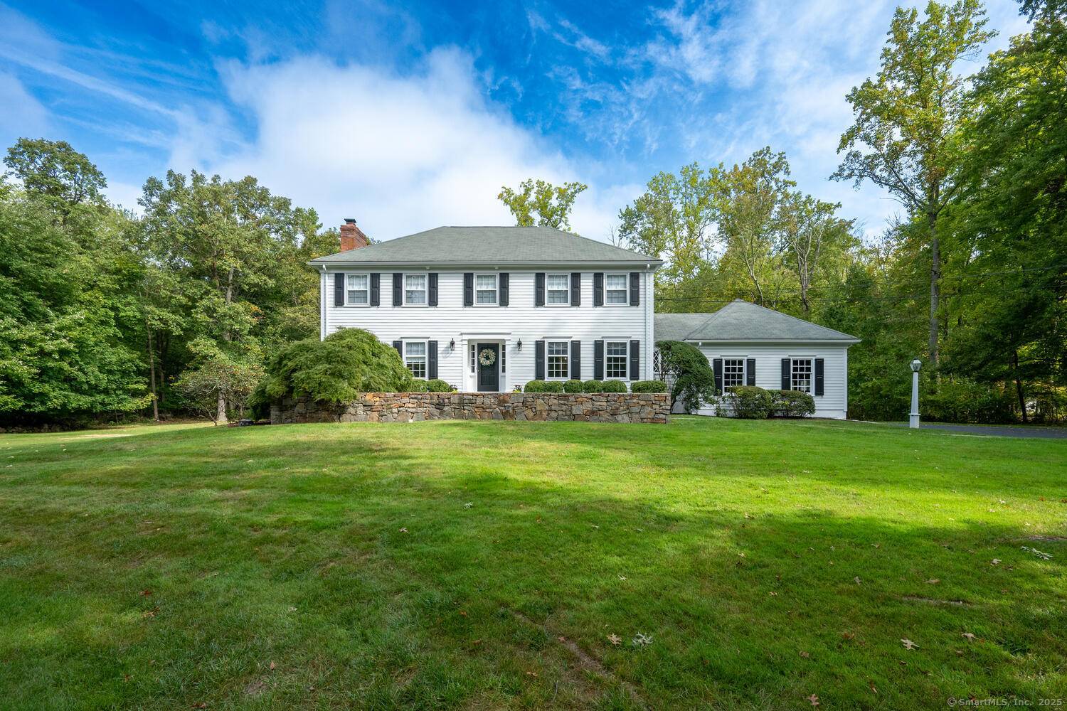 Darien, CT 06820,19 Stephanie Lane