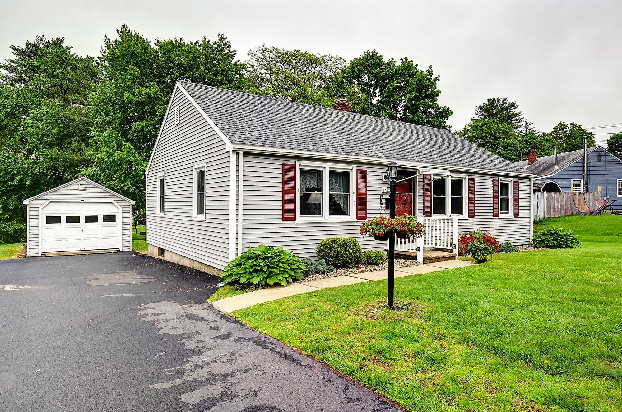 Newington, CT 06111,16 Indian Hill Road