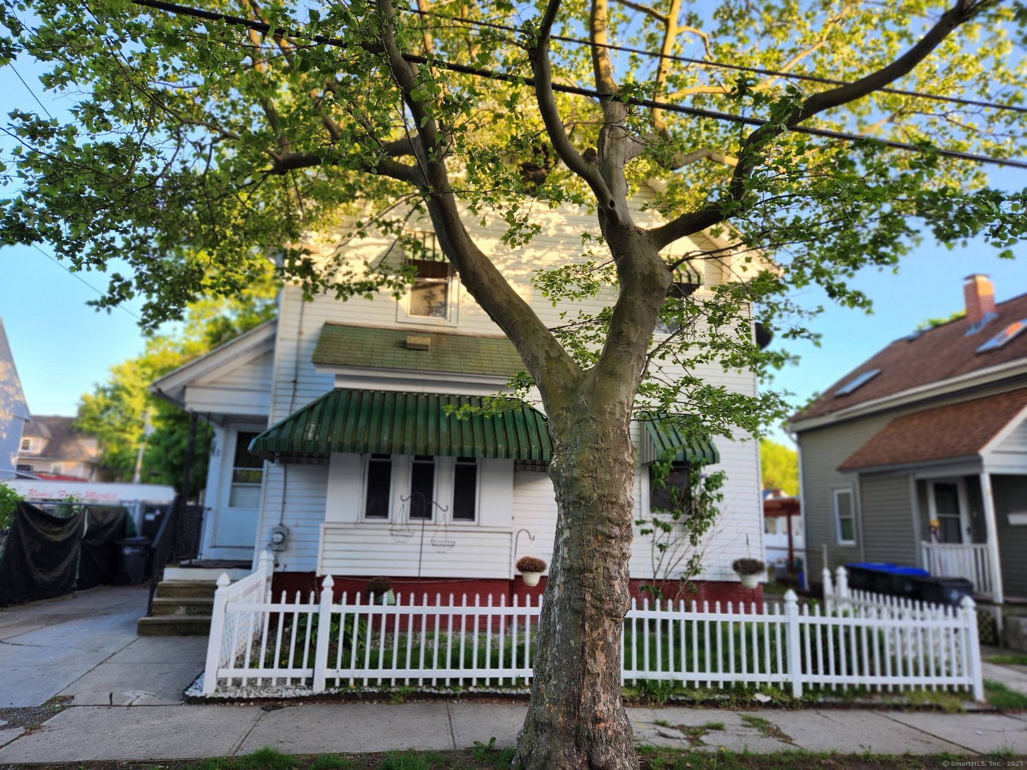 Unknown Ri City, RI 02905,12 Payton Street