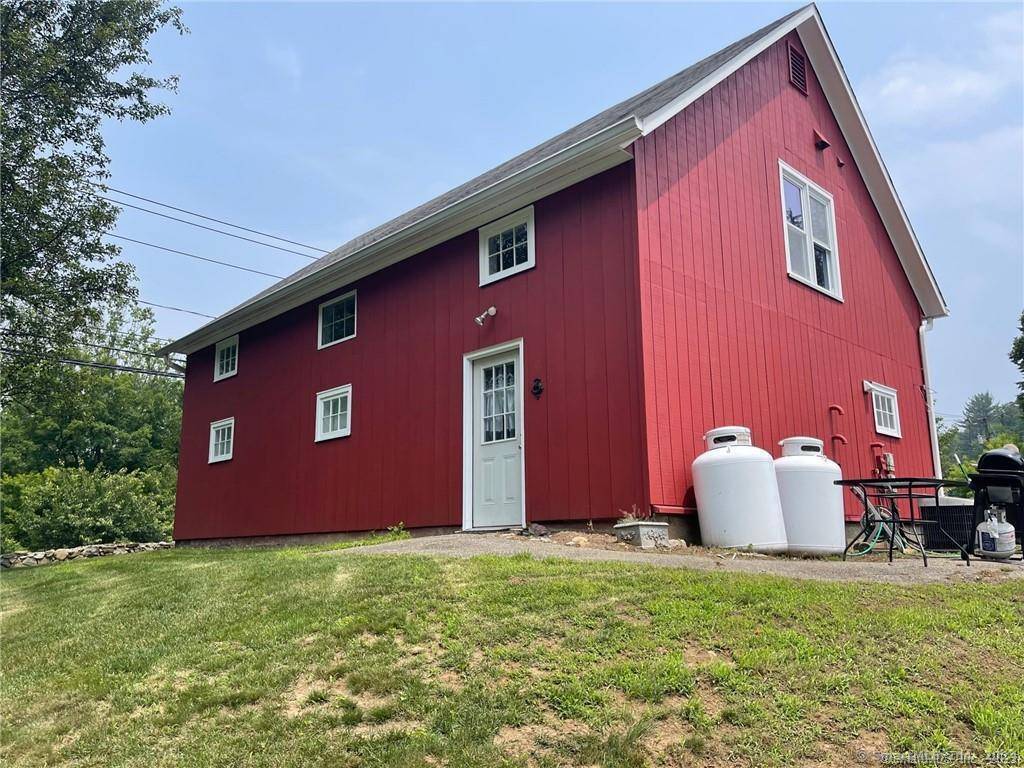 New Milford, CT 06776,223 Kent Road
