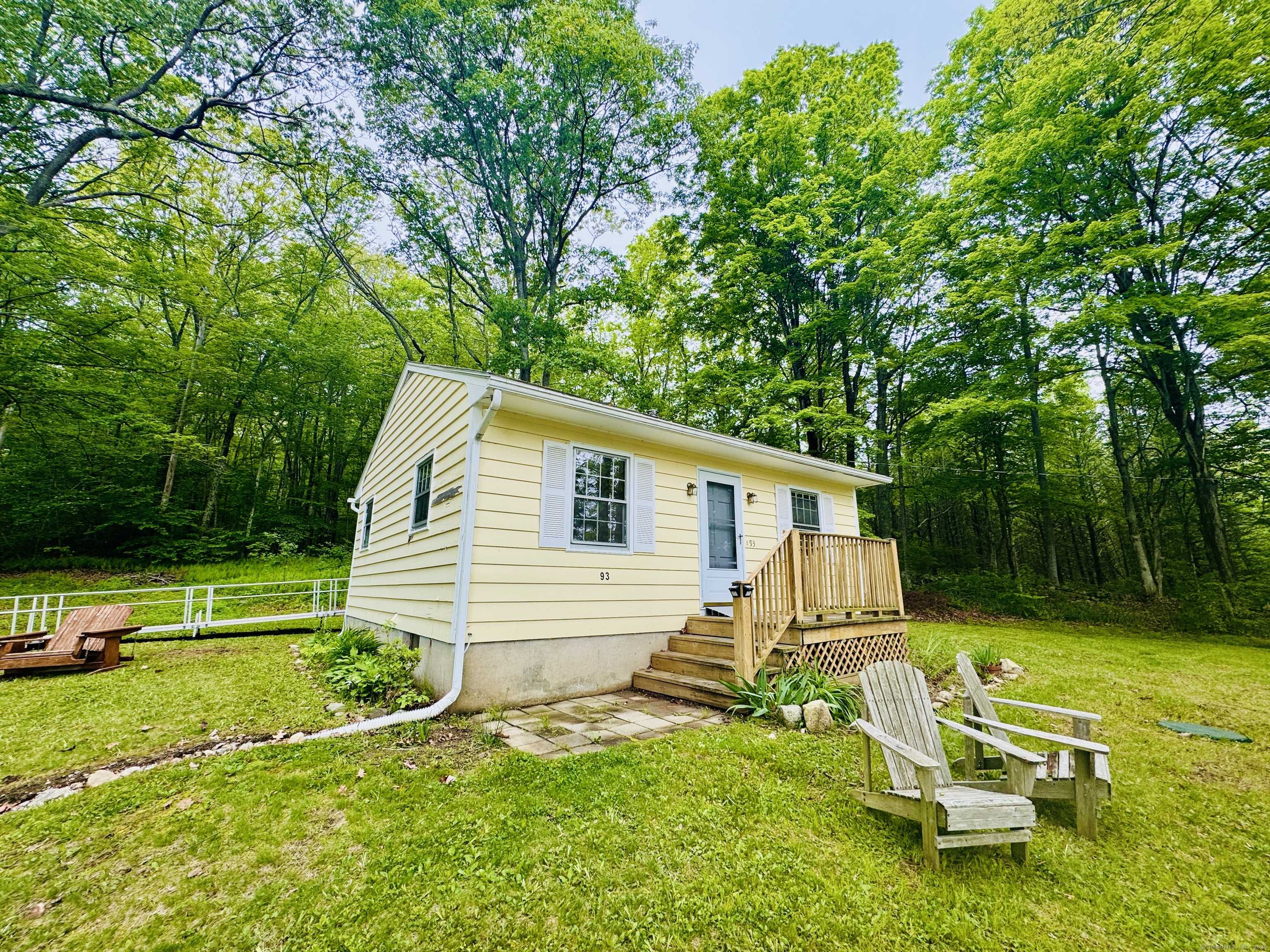 Scotland, CT 06247,93 Pinch Street