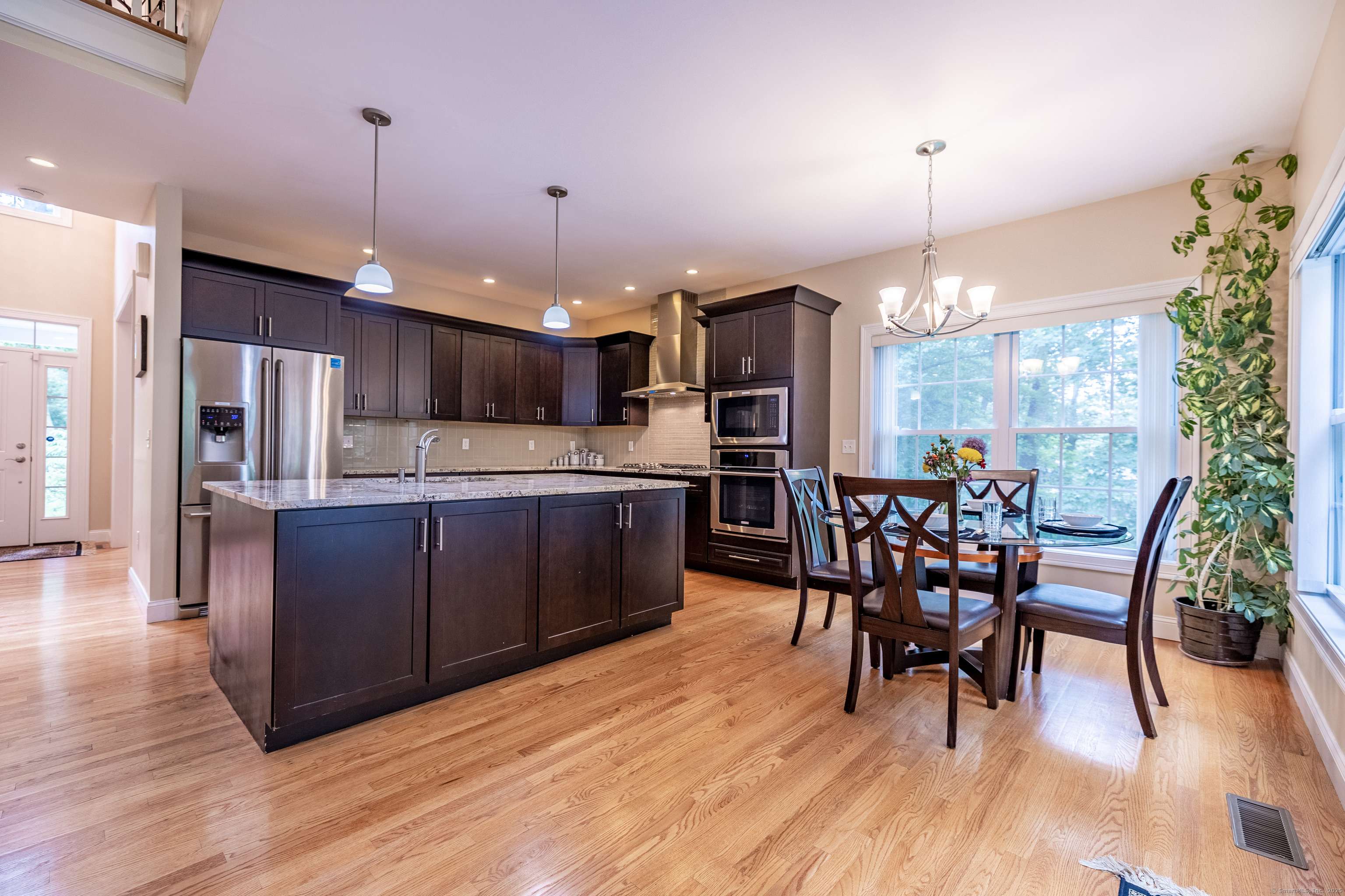 Orange, CT 06477,342 Peck Lane