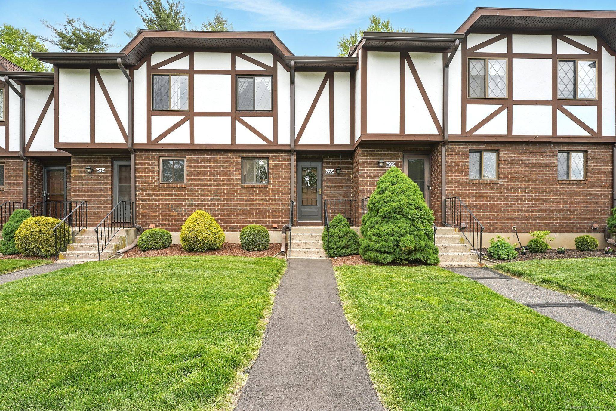 Rocky Hill, CT 06067,204 Cedar Hollow Drive #204