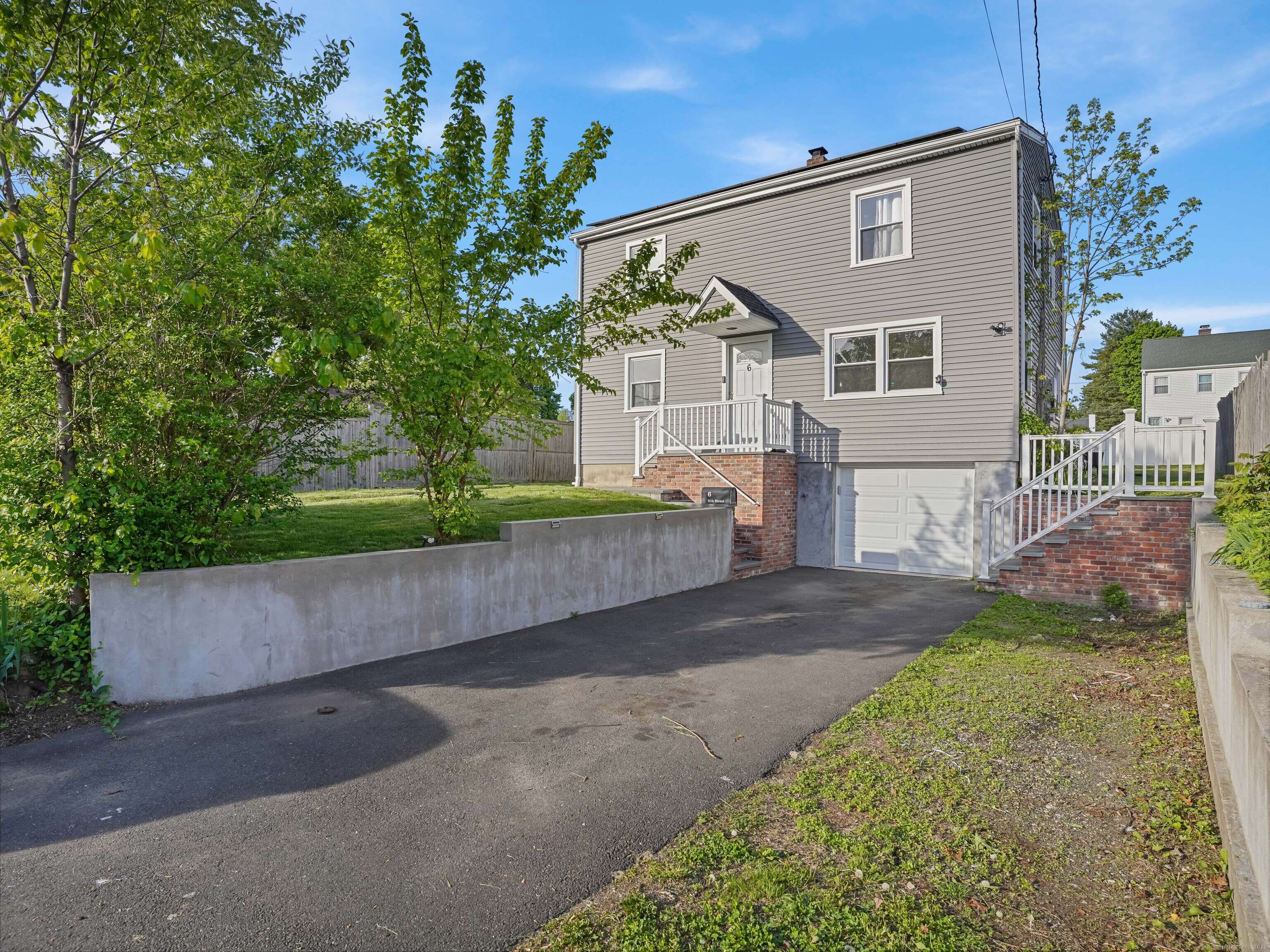 Norwalk, CT 06850,6 silk Street