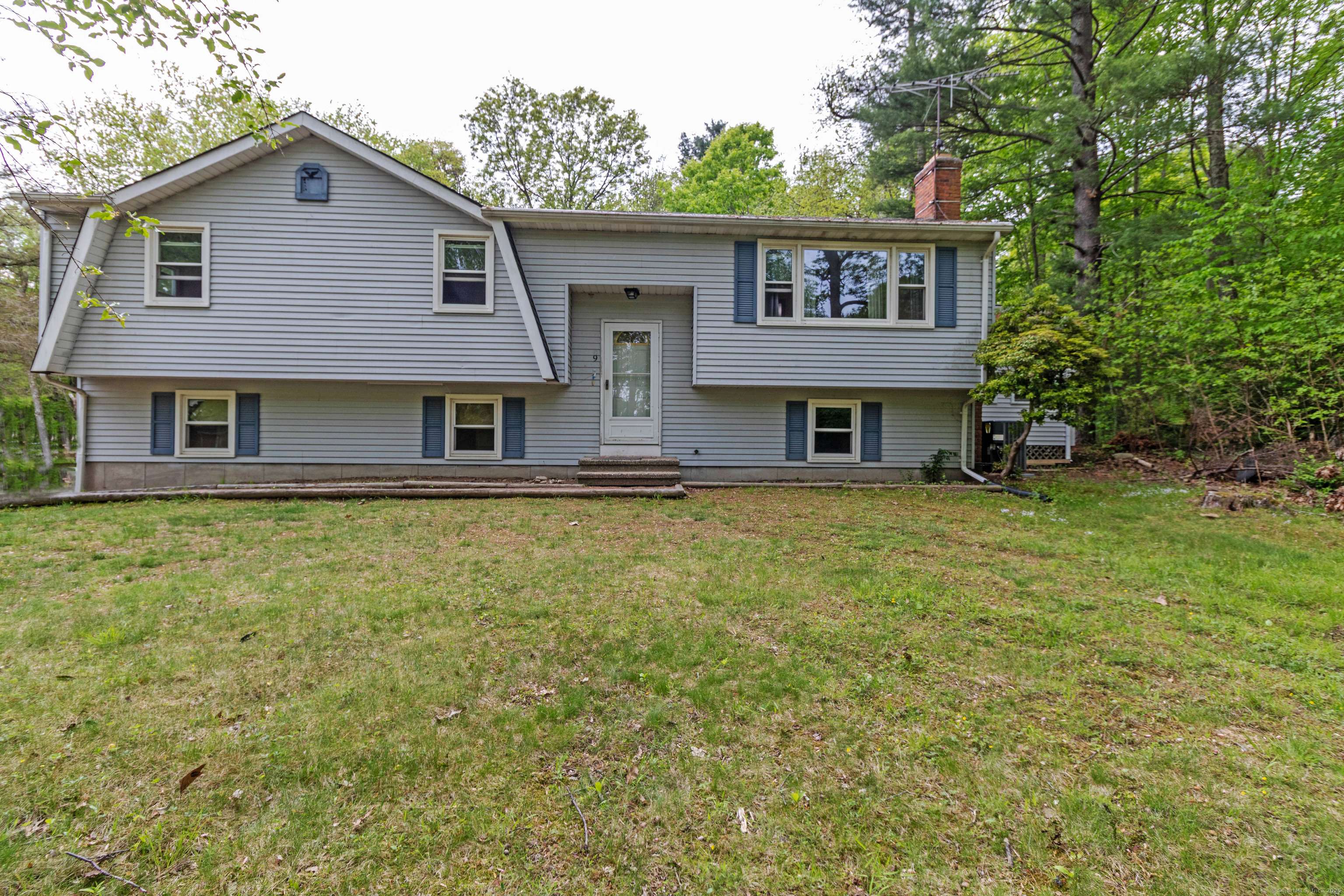 East Hampton, CT 06424,9 Berkshire Drive