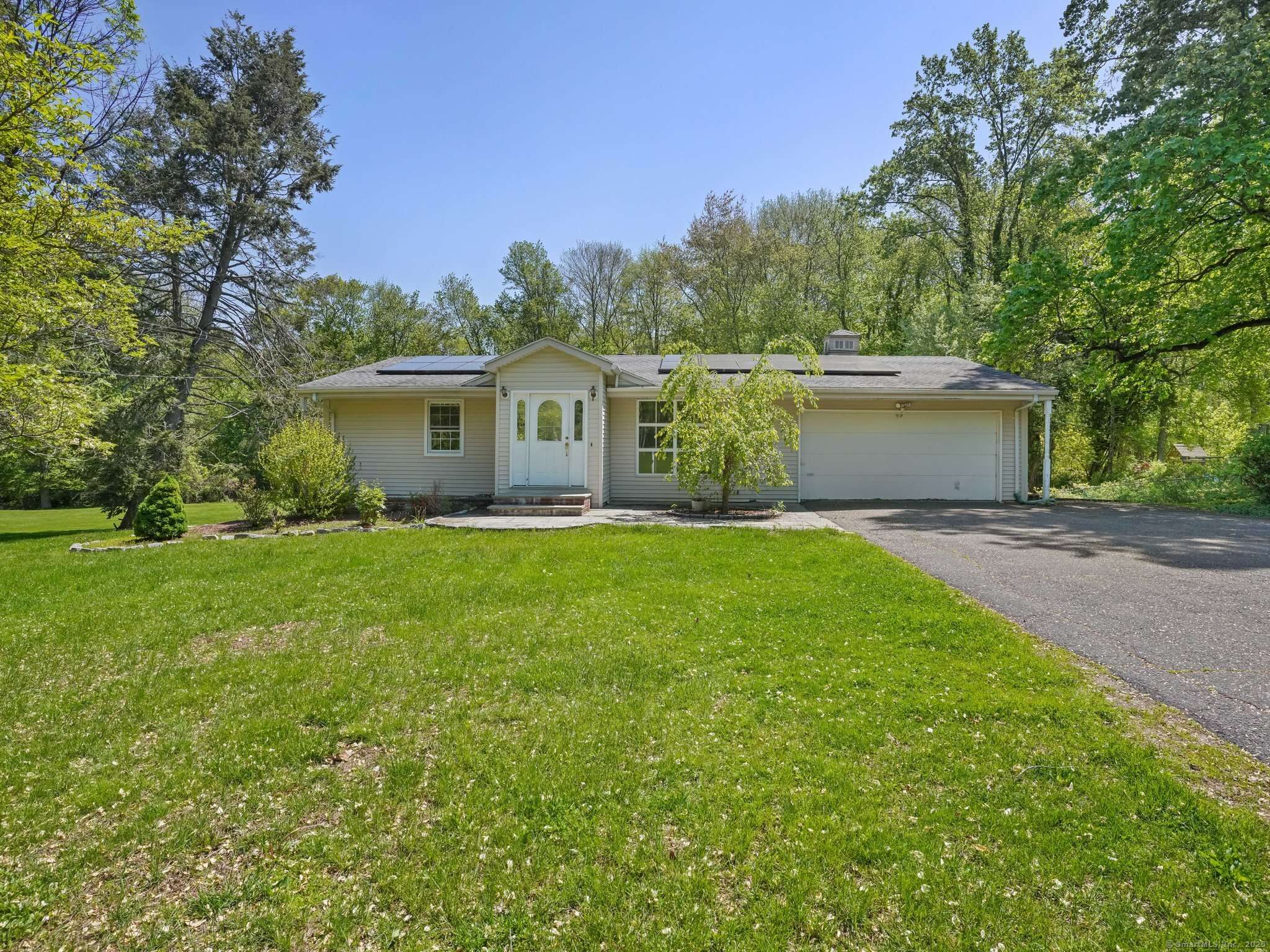 Trumbull, CT 06611,45 Merrimac Drive