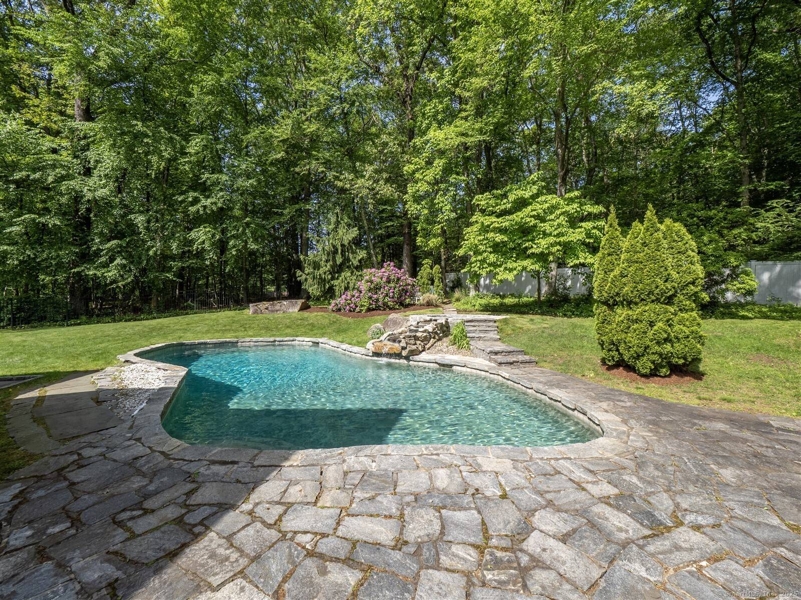 Wilton, CT 06897,25 Powder Horn Hill Road