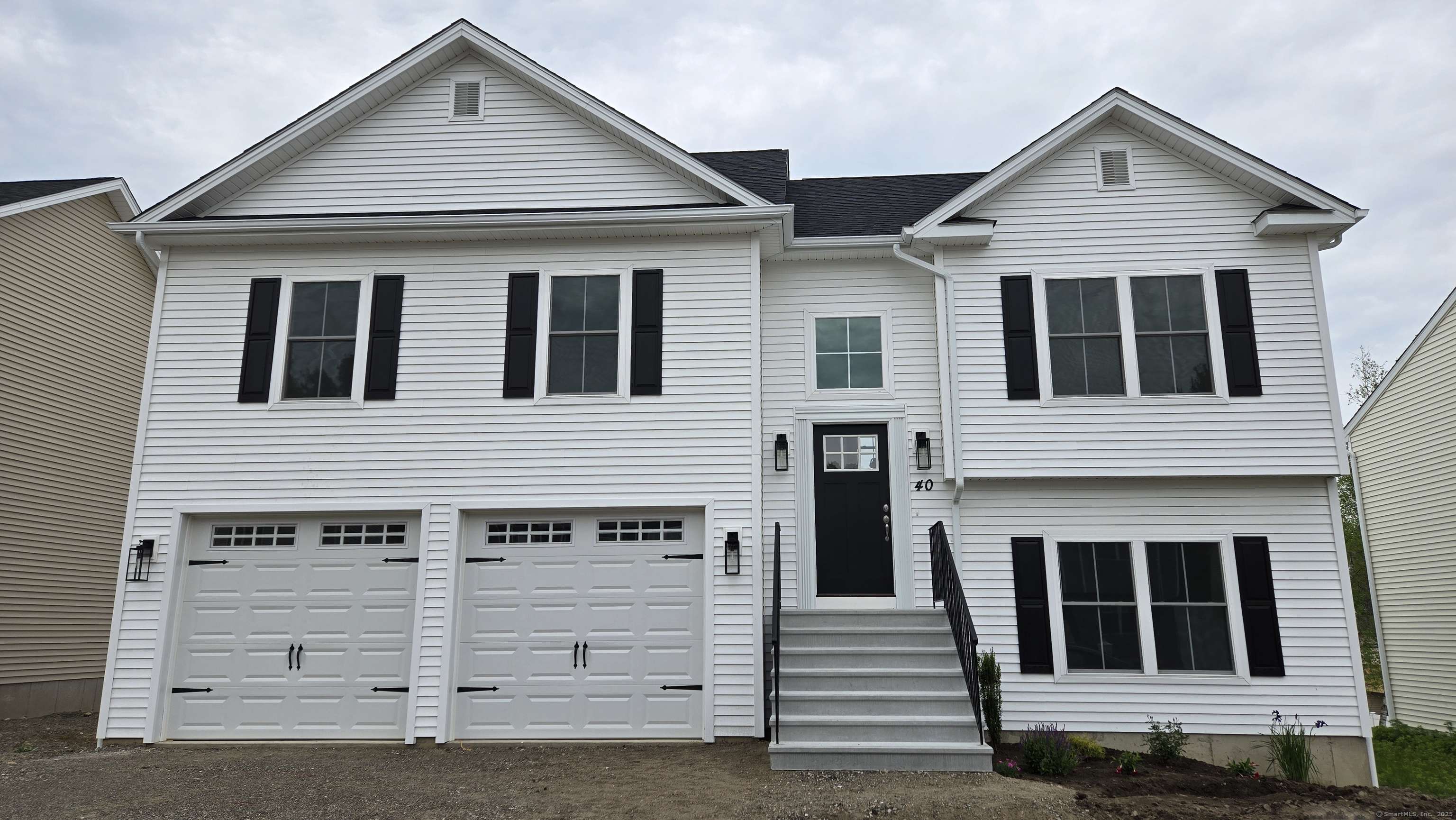 Waterbury, CT 06704,40 Yorktown Ridge